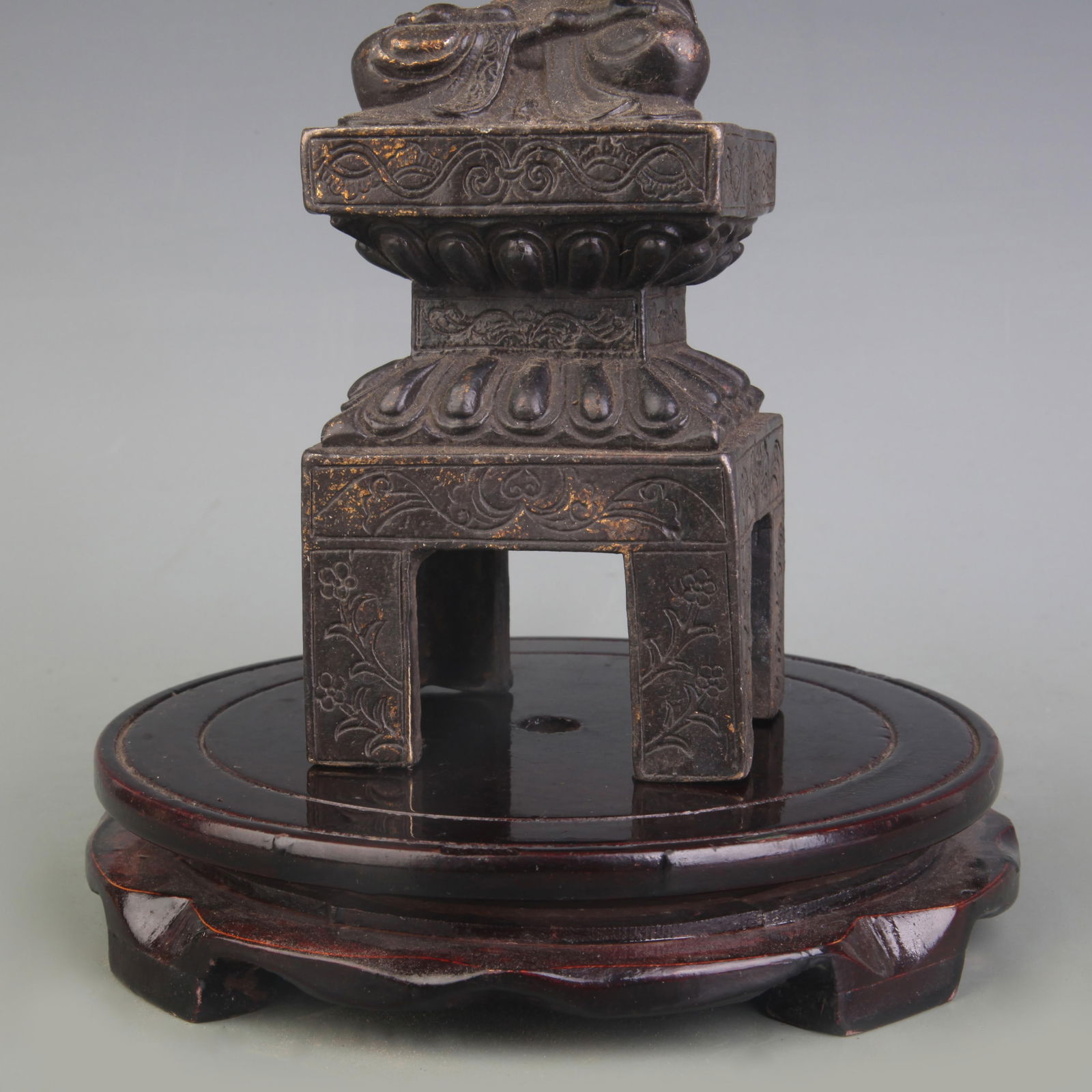 A FINE BRONZE BUDDHA STATUE - 3