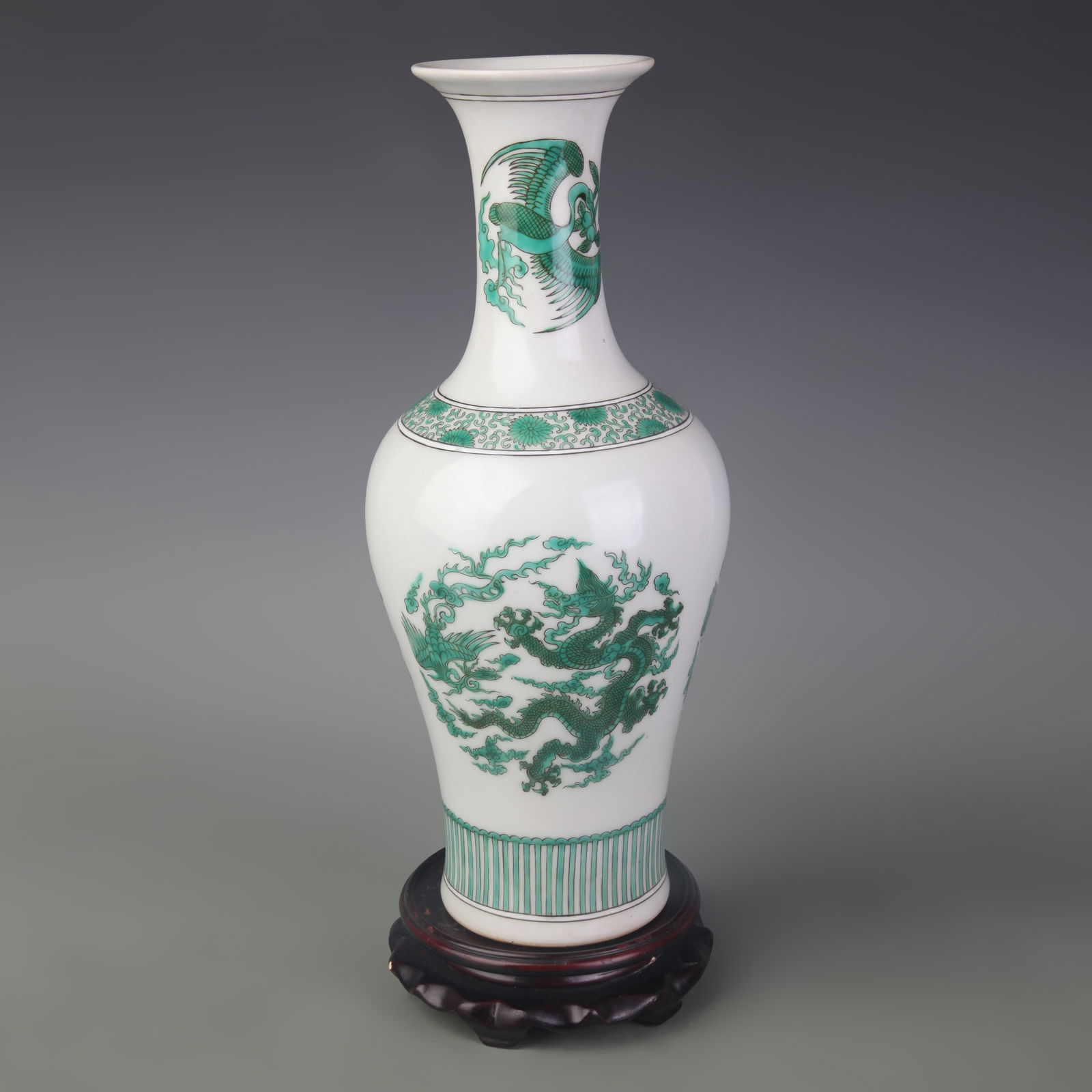 DRAGON AND PHOENIX MOTIF DECORATIVE PORCELAIN VASE: Qing Dynasty Yong Zheng Period; Diameter: 3.4 inch; High: 12.9 inch;