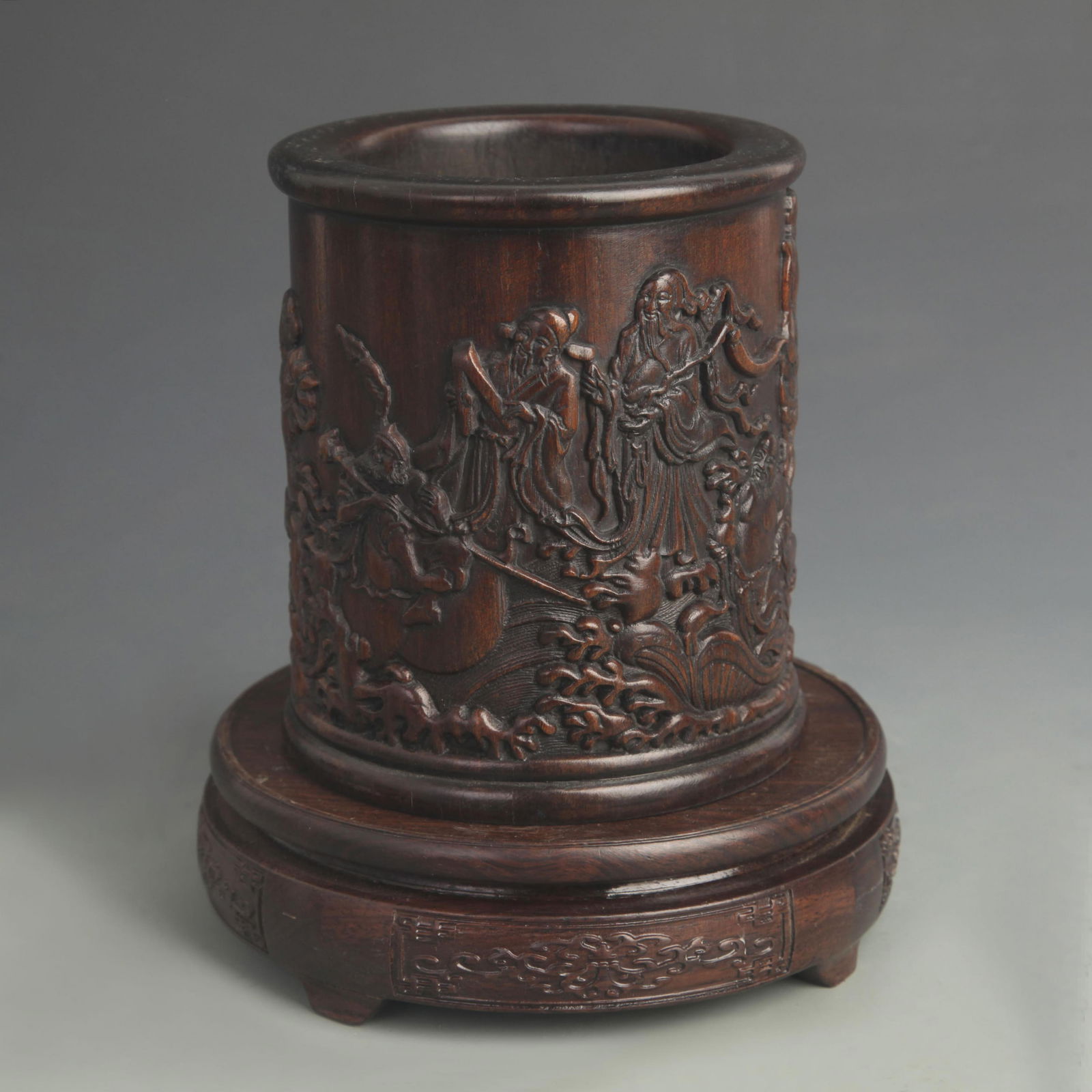 A FINE ROSEWOOD CHARACTER PATTERN PEN HOLDER: 20th Century; High: 5.50 inch; Diameter: 4.75 inch;