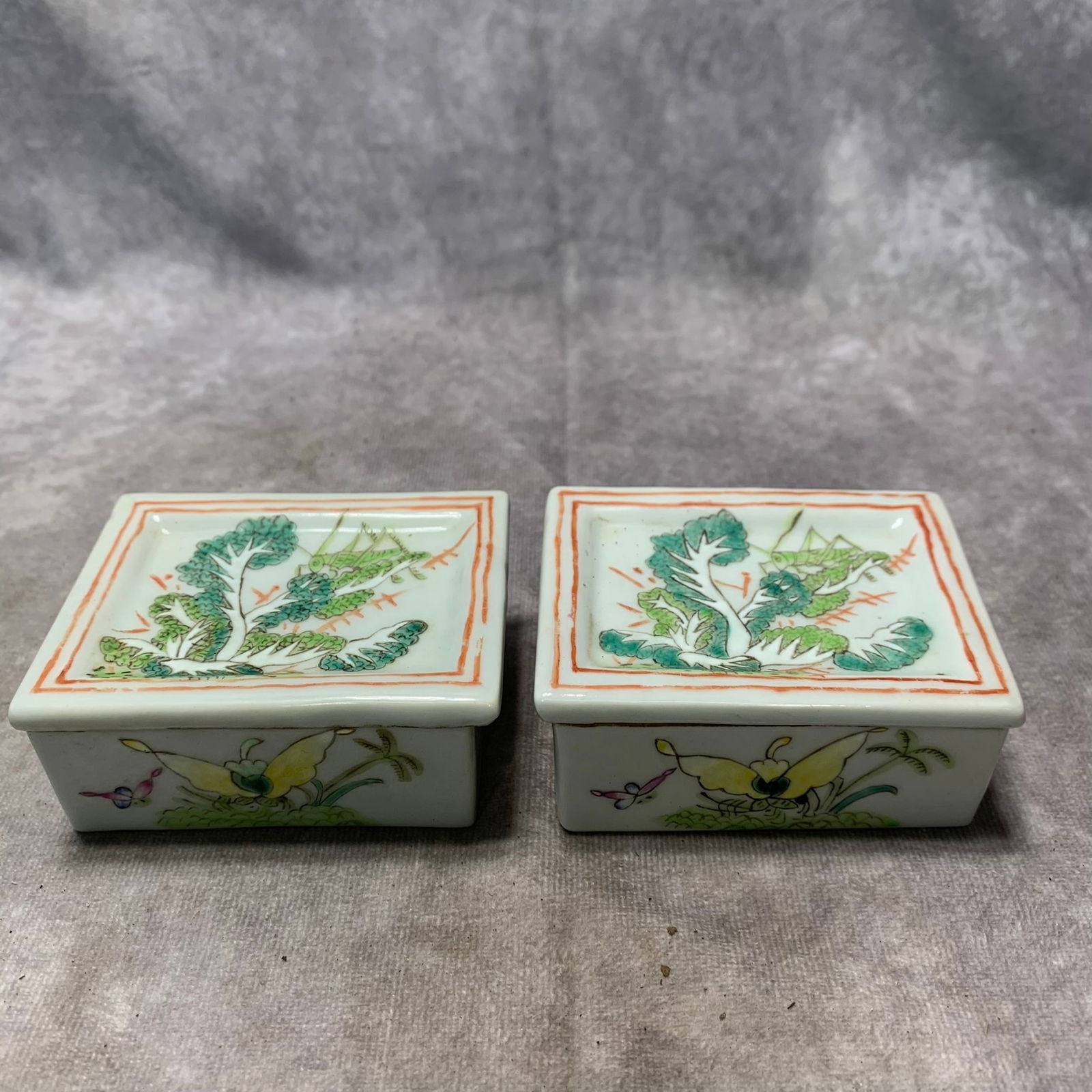 PAIR OF FAMILLE ROSE FLOWER PATTERN PORCELAIN BOX: Republic Period; Long: 3.4; Long: 3.4 inch Width: 2.6; 2.6 inch High: 1.5; 1.5 inch