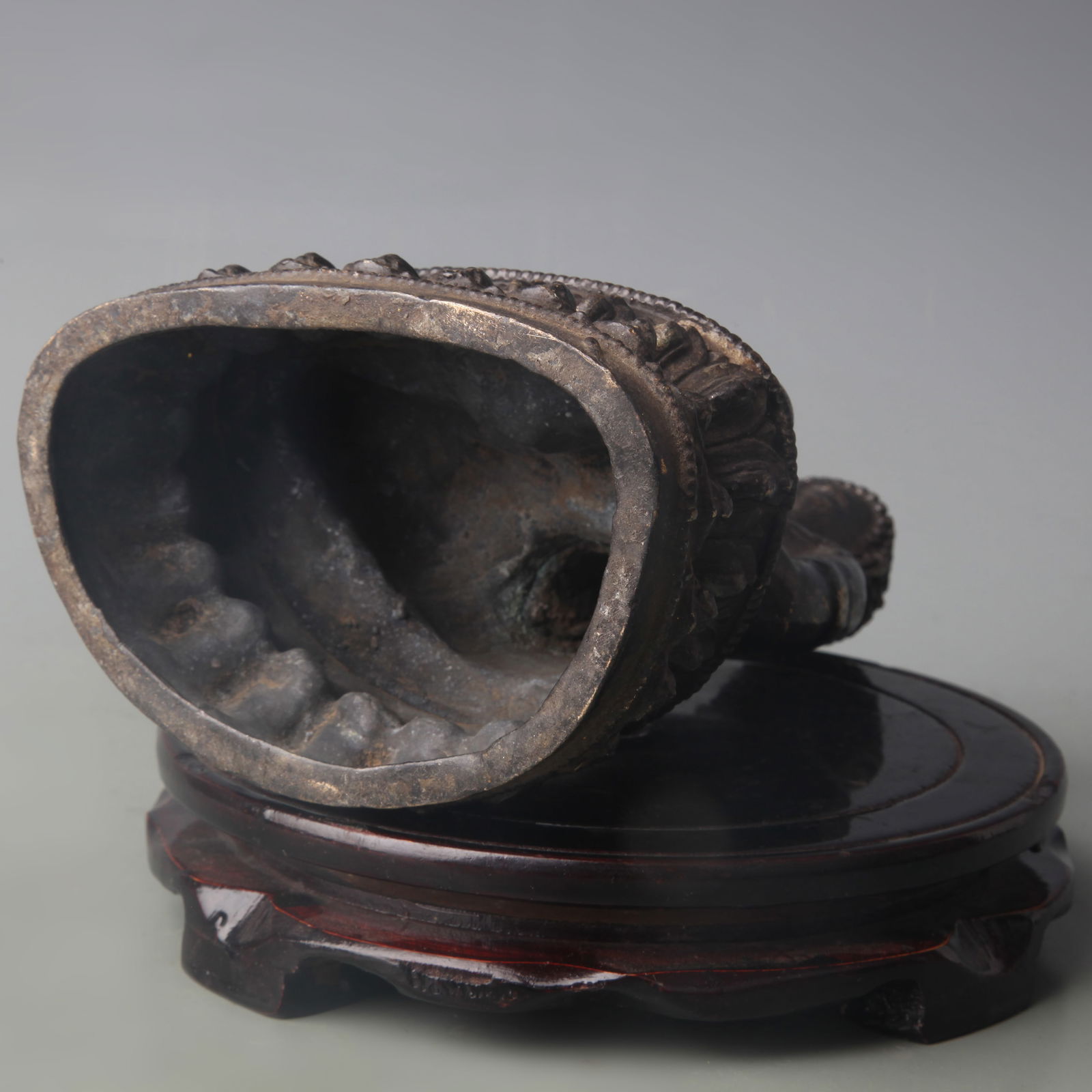 A FINE BRONZE AMITABHA STATUE - 5