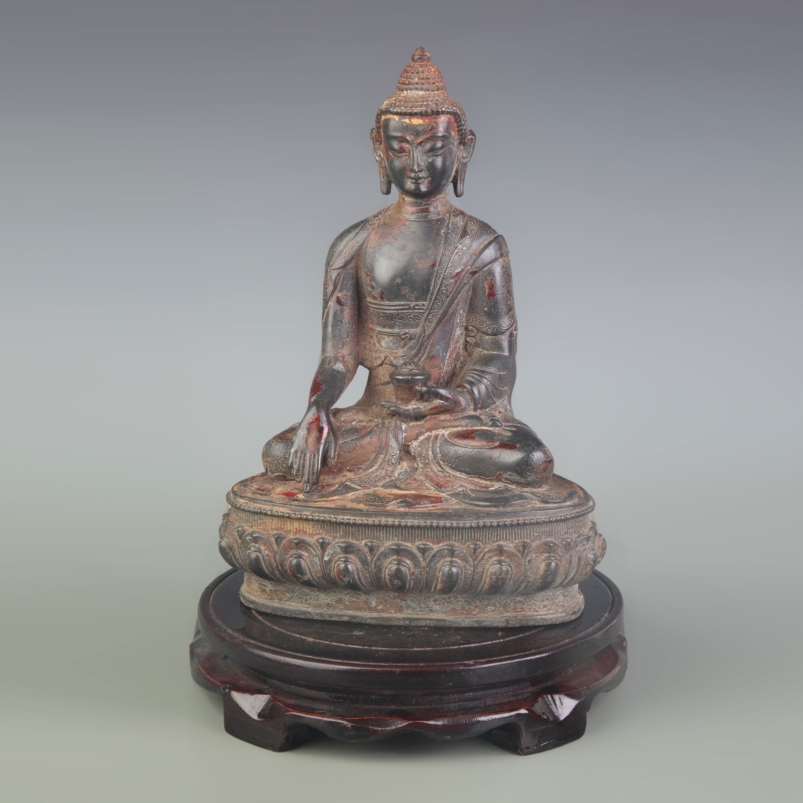 GILT-BRONZE SHAKYAMUNI BUDDHA STATUE: Qing Dynasty; Width: 6.0 inch; High: 8.6 inch