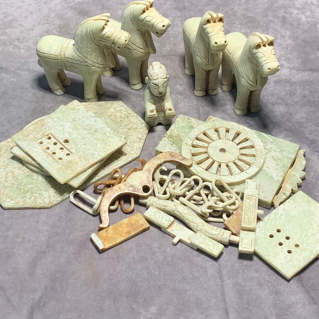 RARE HAN-STYLE WHITE JADE HORSE-DRAWN CHARIOT SET (23 PIECES): Han Dynasty Style; Long: 20 inch; Width: 4.5 inch; High: 4.9 inch;