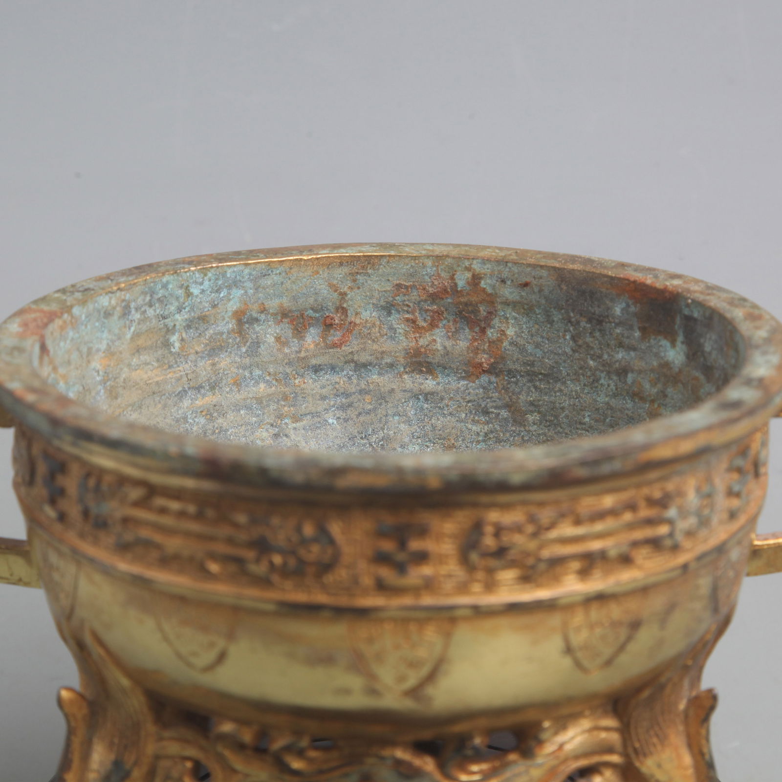 A FINE DRAGON PATTERN BRONZE INCENSE BURNER - 3