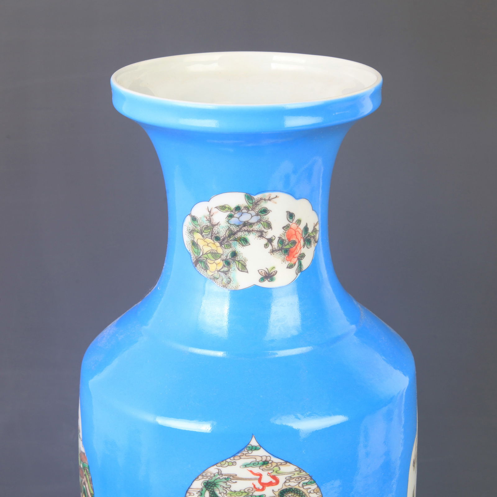 BLUE-GLAZED DRAGON-PATTERN PANELLED LARGE VASE - 2