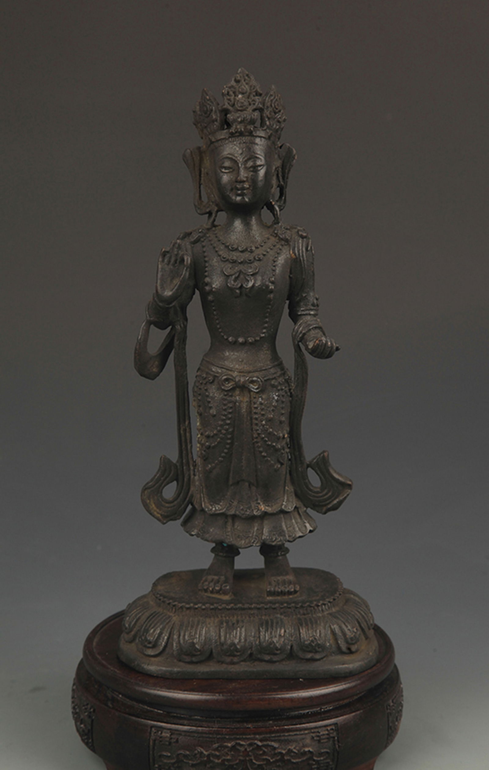RARE FINE BRONZE BAO YUAN DU MU STATUE: 19th Century; High: 9.75 inch; Width: 3.25 inch;