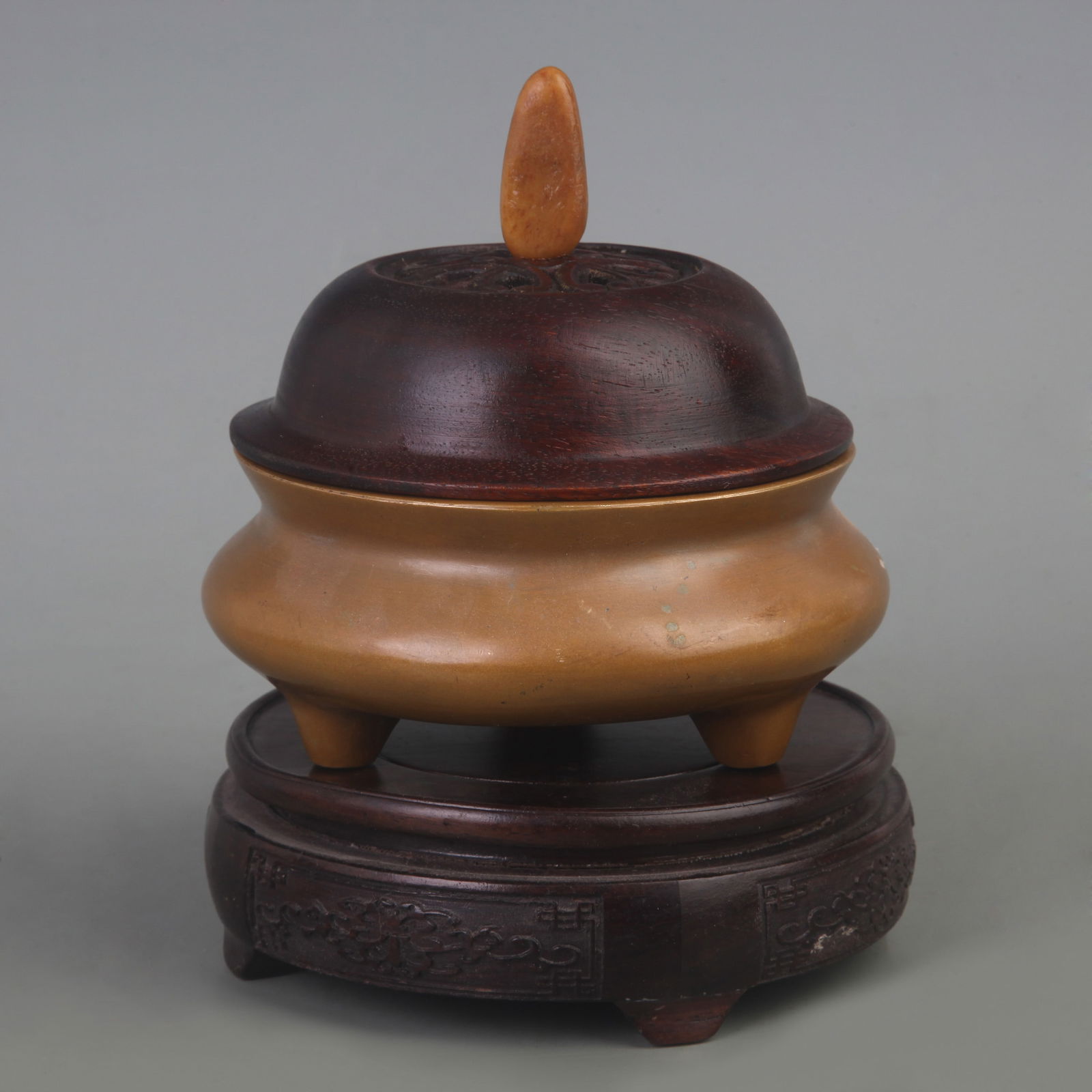 RARE THREE FOOT BRONZE CENSER WITH REDWOOD LID: Ming Dynasty Style Xuan De Period; Diameter: 5.3 inch; High: 5.3 inch;