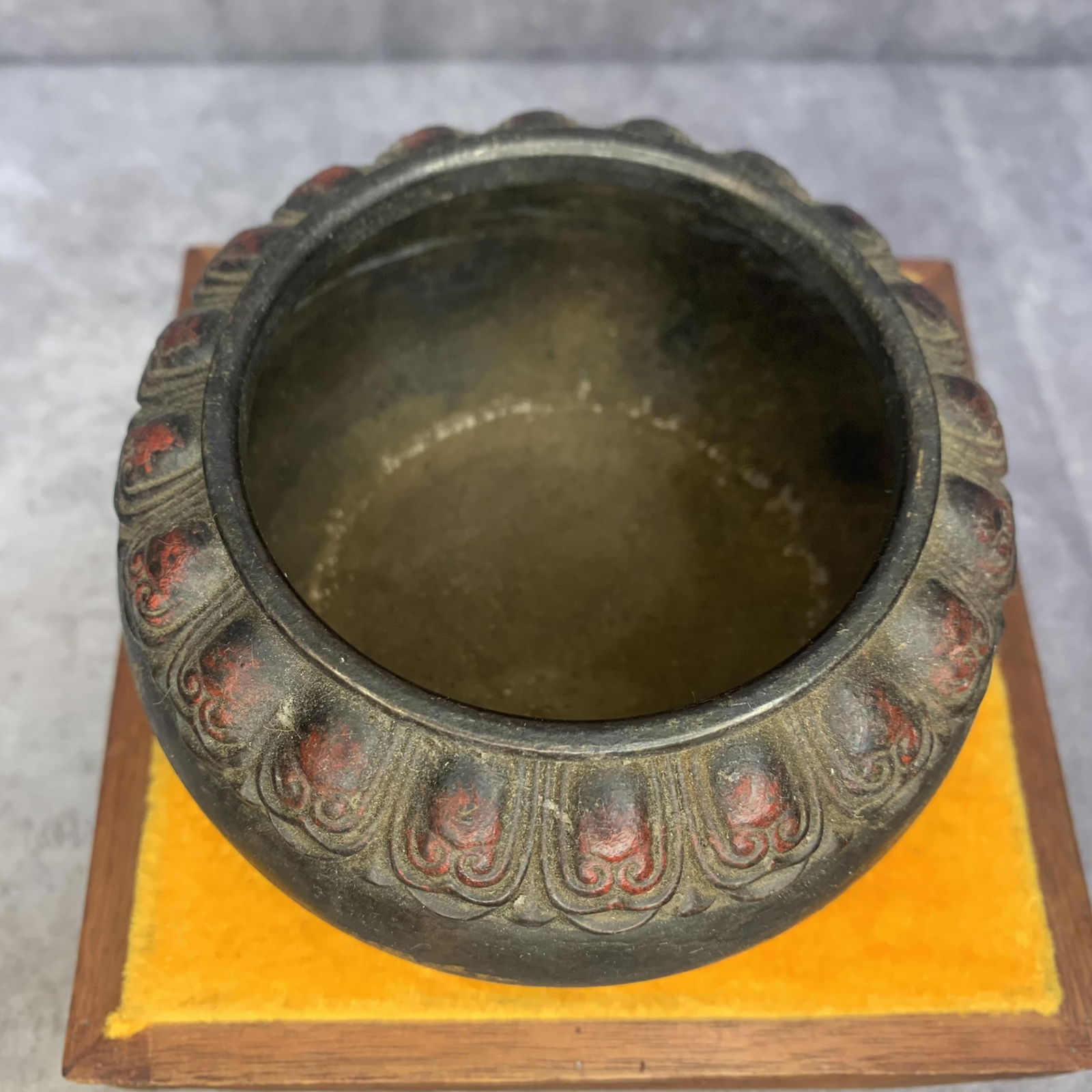 A FINE BRONZE CENSER - 5