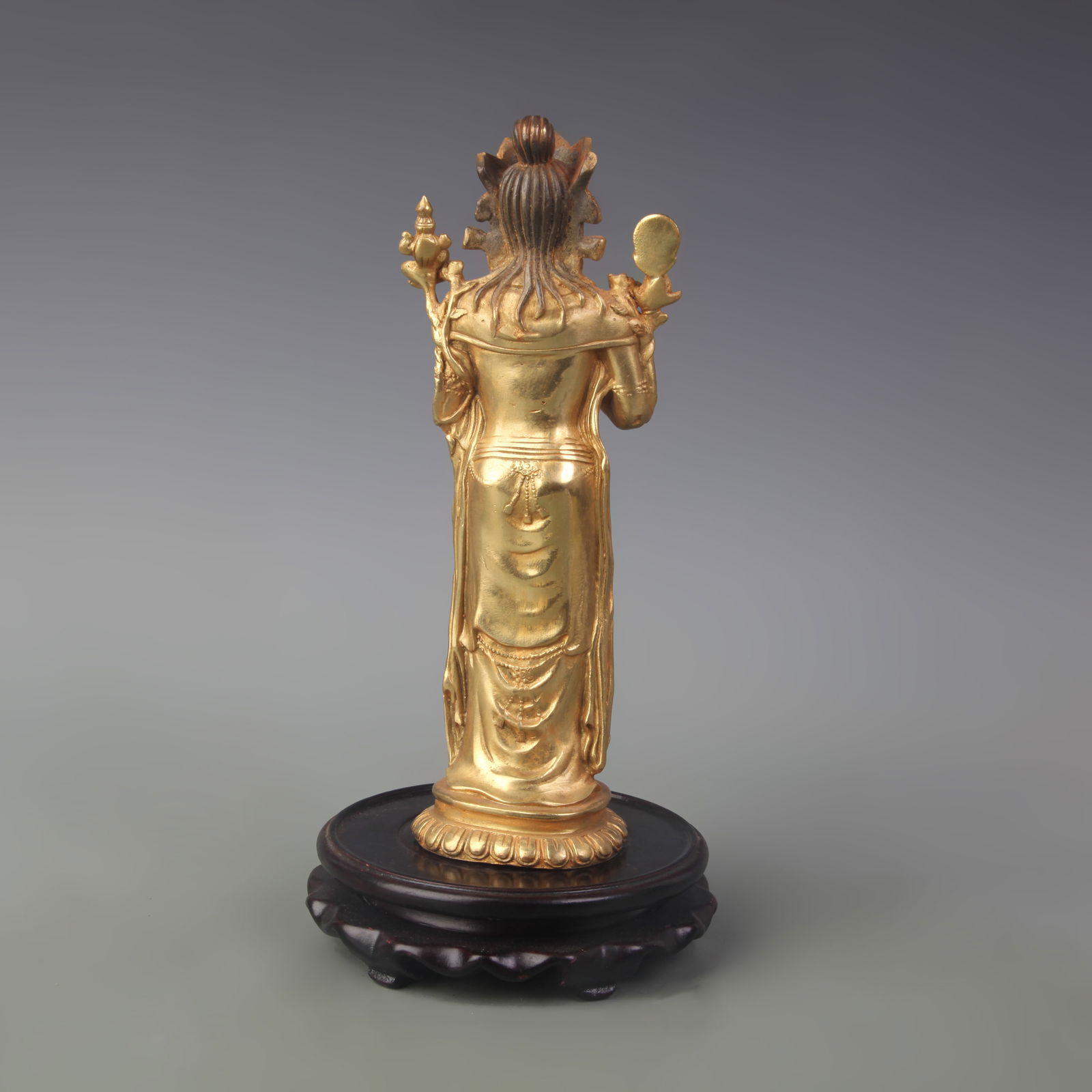 A FINE GILT BRONZE BUDDHA STATUE - 4