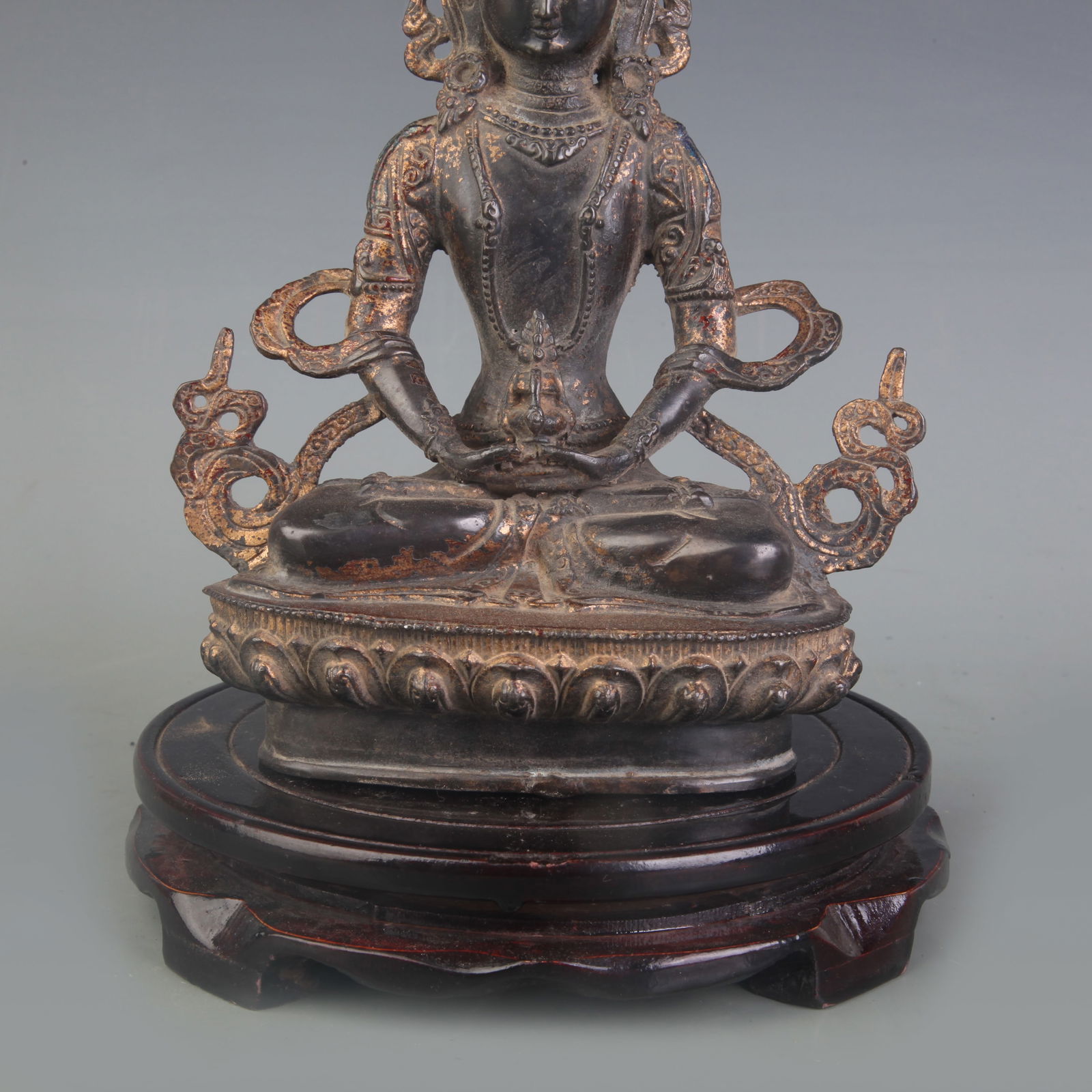A FINE BRONZE LONGEVITY BUDDHA STATUE - 3