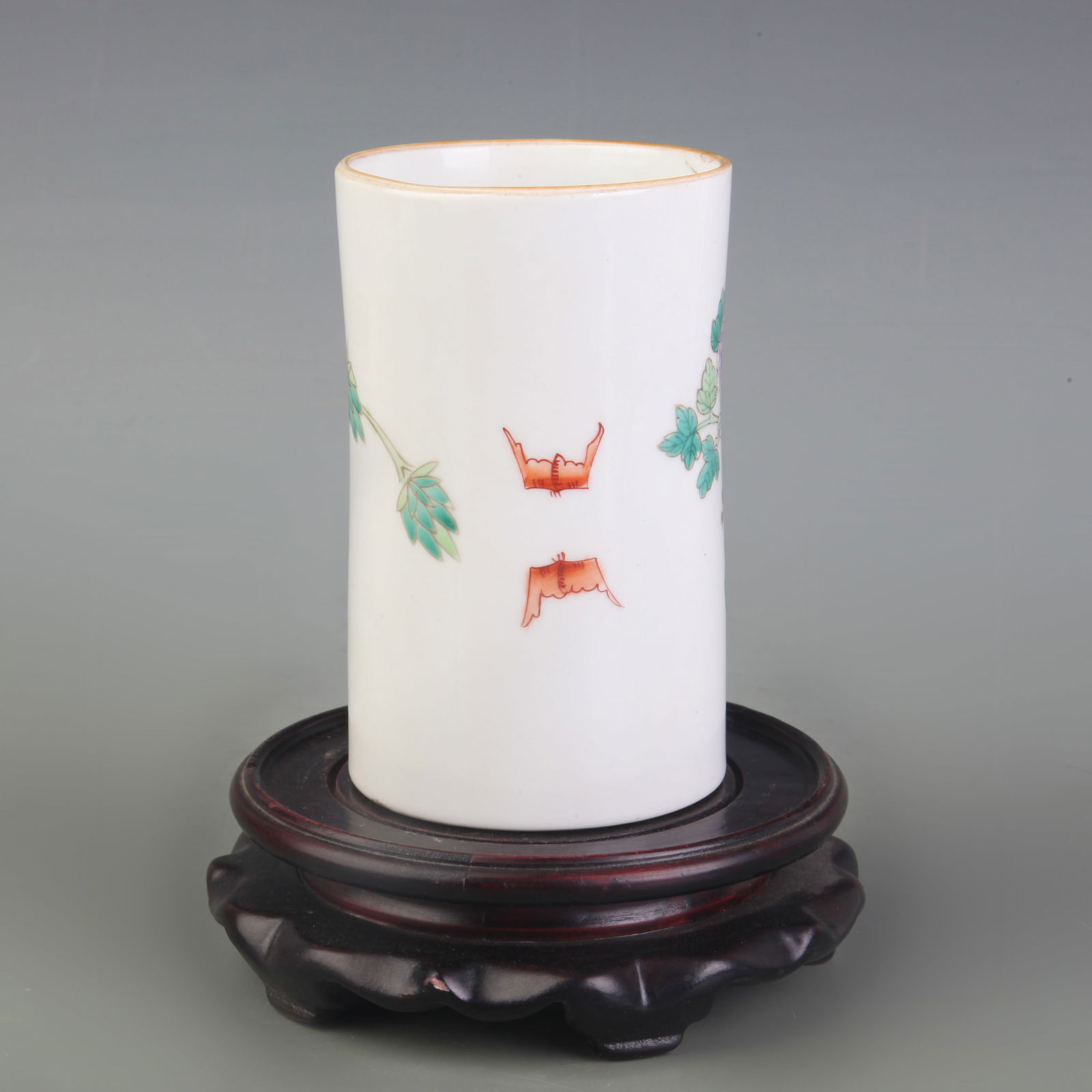 FAMILLE ROSE FLOWER PATTERN BRUSH POT - 4