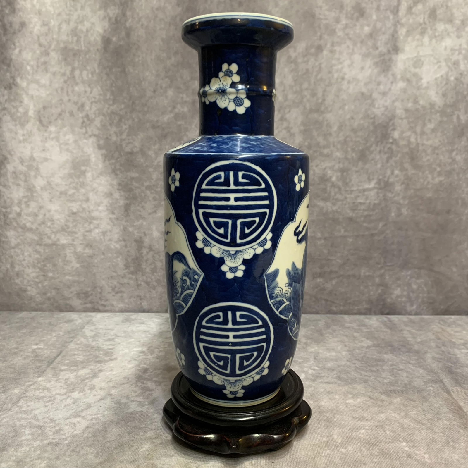 BLUE AND WHITE BEAST PATTERN PORCELAIN VASE - 2