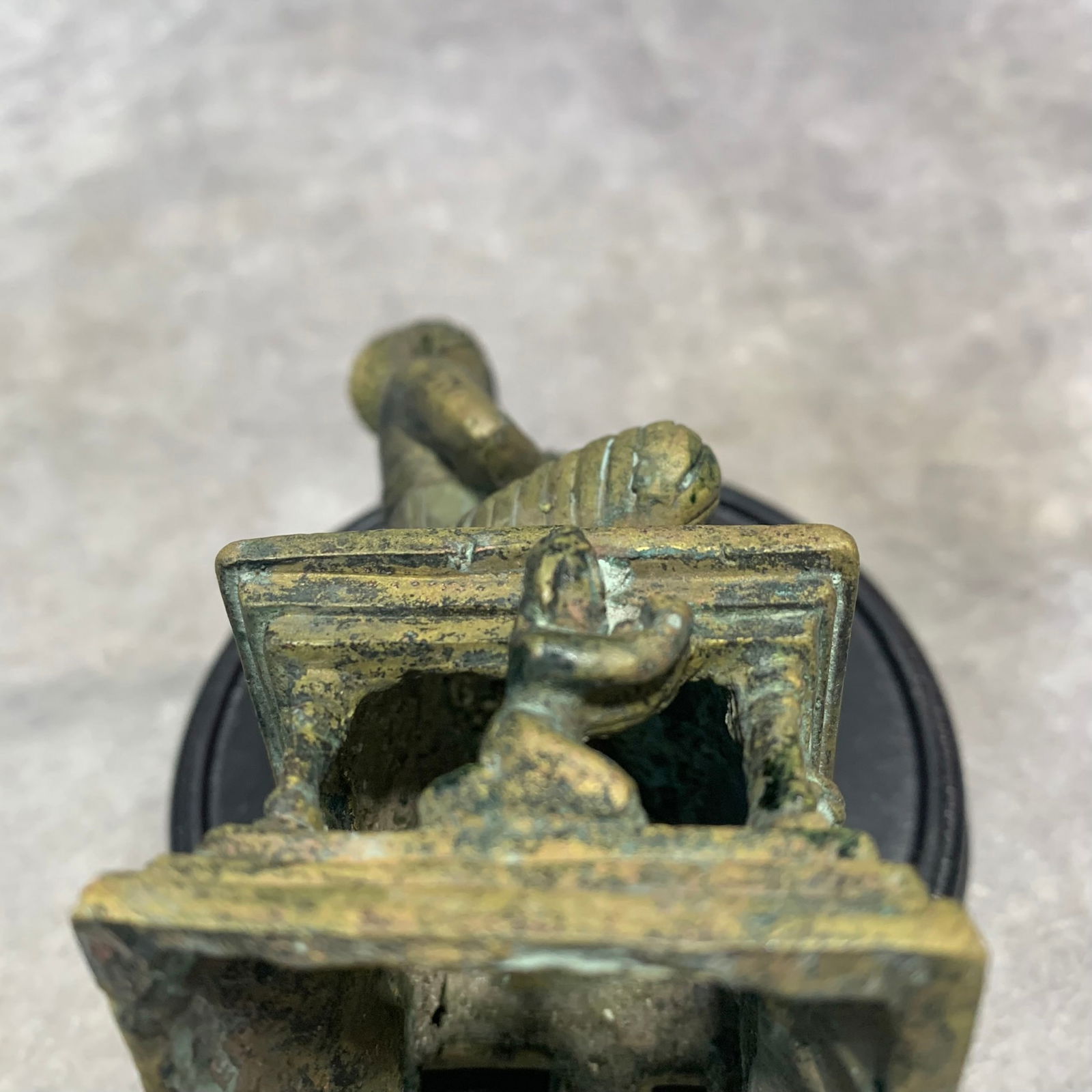 QING DYNASTY SMALL BRONZE BUDDHA STATUE - 5