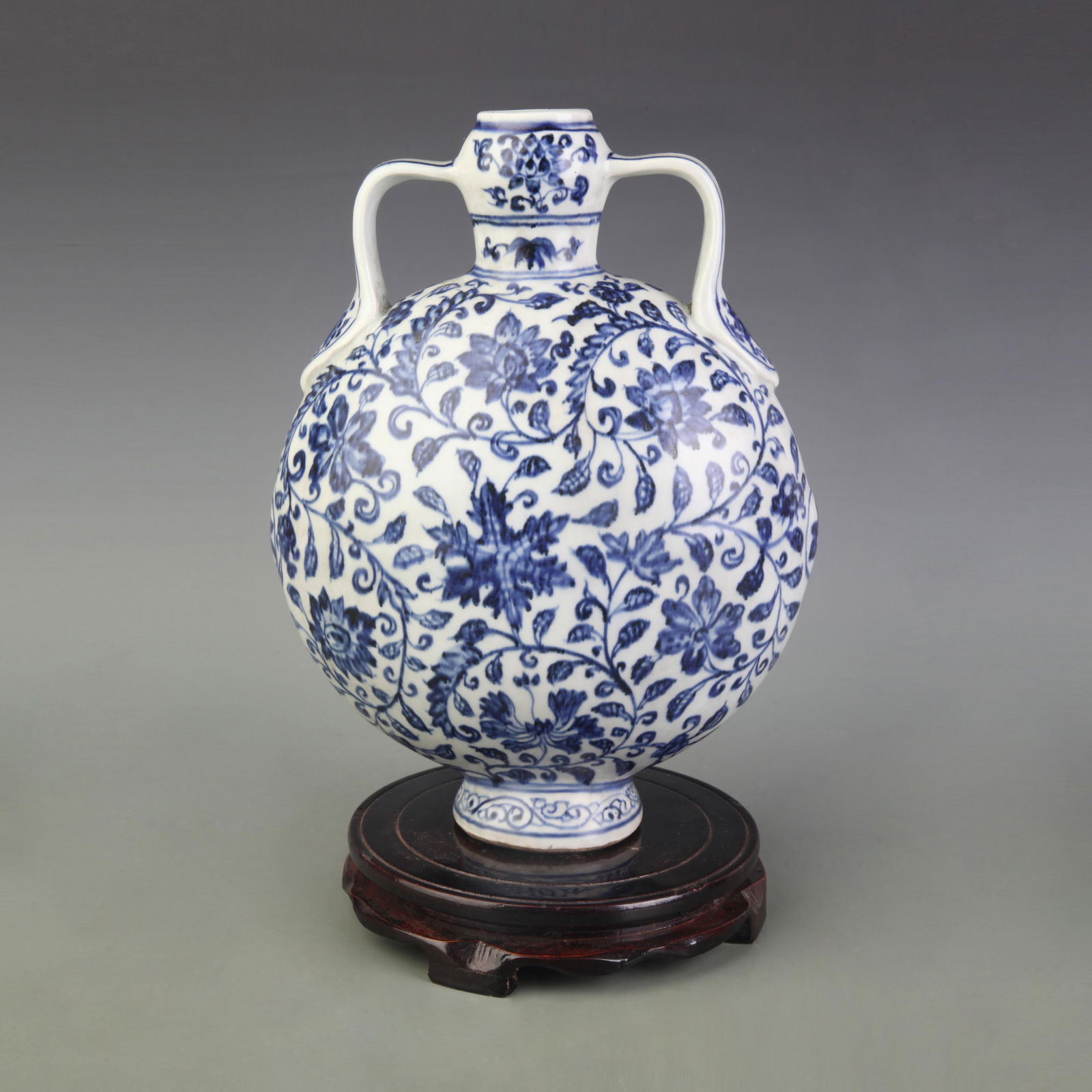 BLUE AND WHITE FLOWER PATTERN PORCELAIN MOON BOTTLE (1 of 5)