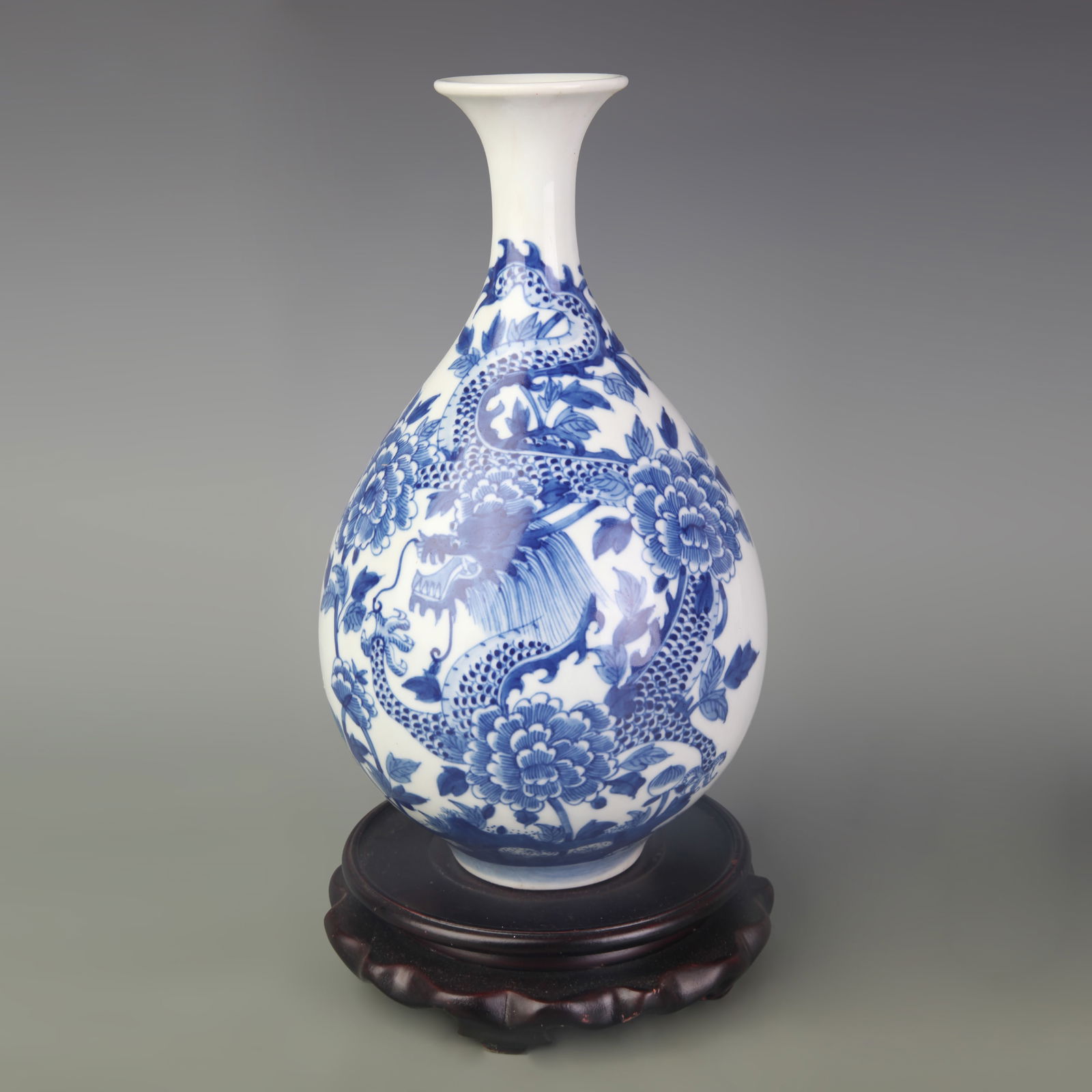 BLUE-AND-WHITE DRAGON YUHUCHUN VASE (1 of 5)