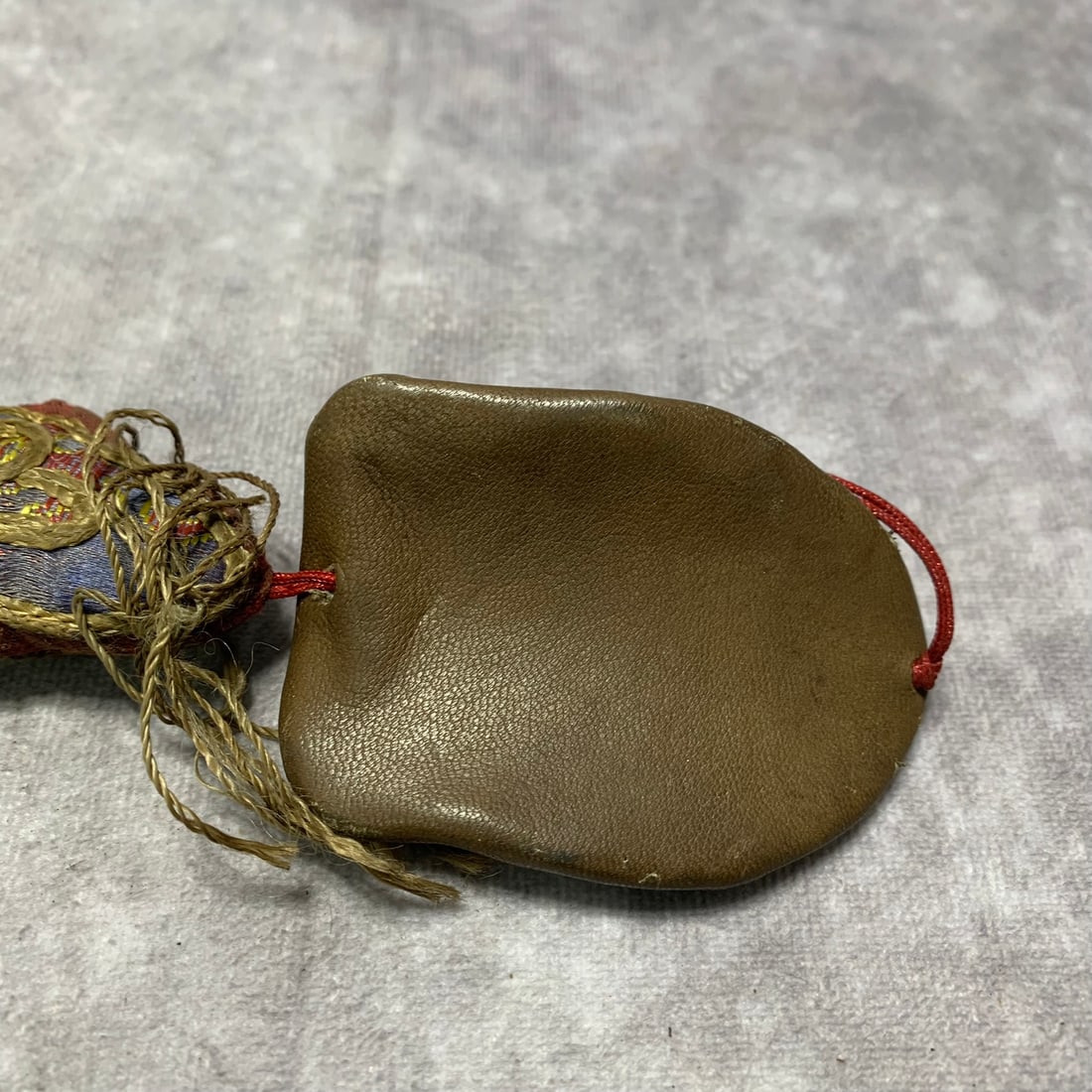 TIBETAN BUDDHIST BRONZE RITUAL OBJECT - 4