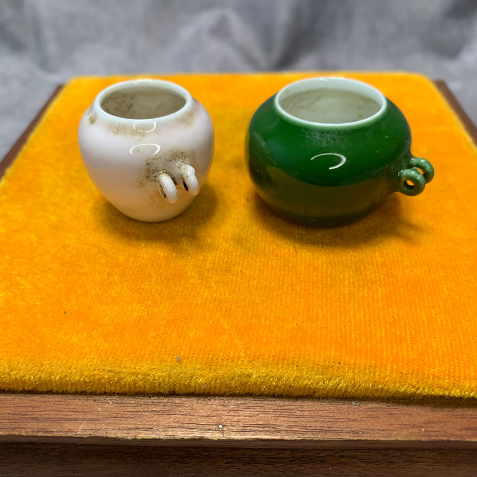 FAMILLE ROSE PINK GLAZED BIRD FEED JARS: Republic Period; High: 1.1;1.2 inch; Diameter: 1.6;1.3 inch