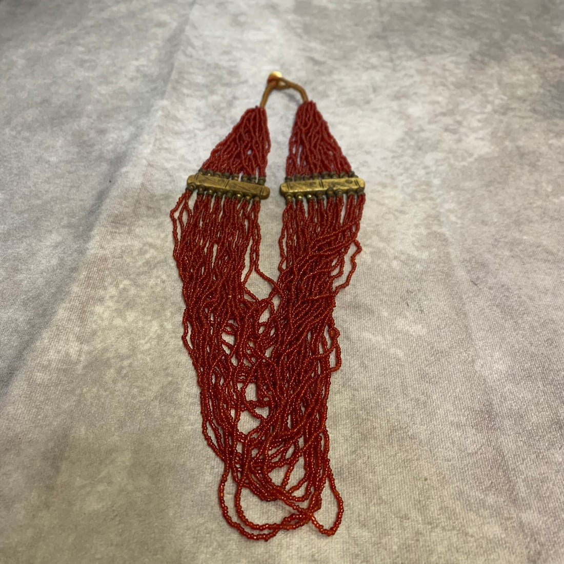 A FINE SMALL RED GLASS MADE NECKLACE: Modern; Long: 15.0 inch