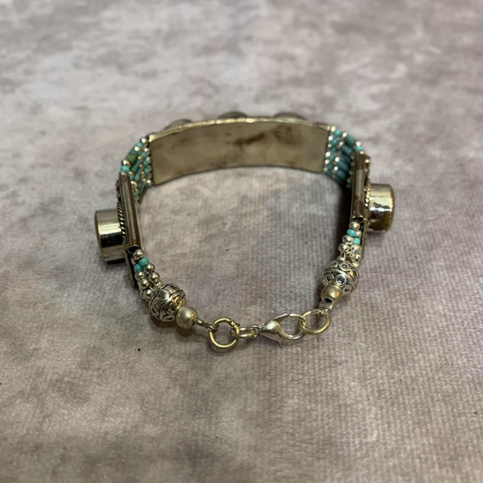 A FINE WHITE BRONZE BRACELETS WITH GEM STONE - 3