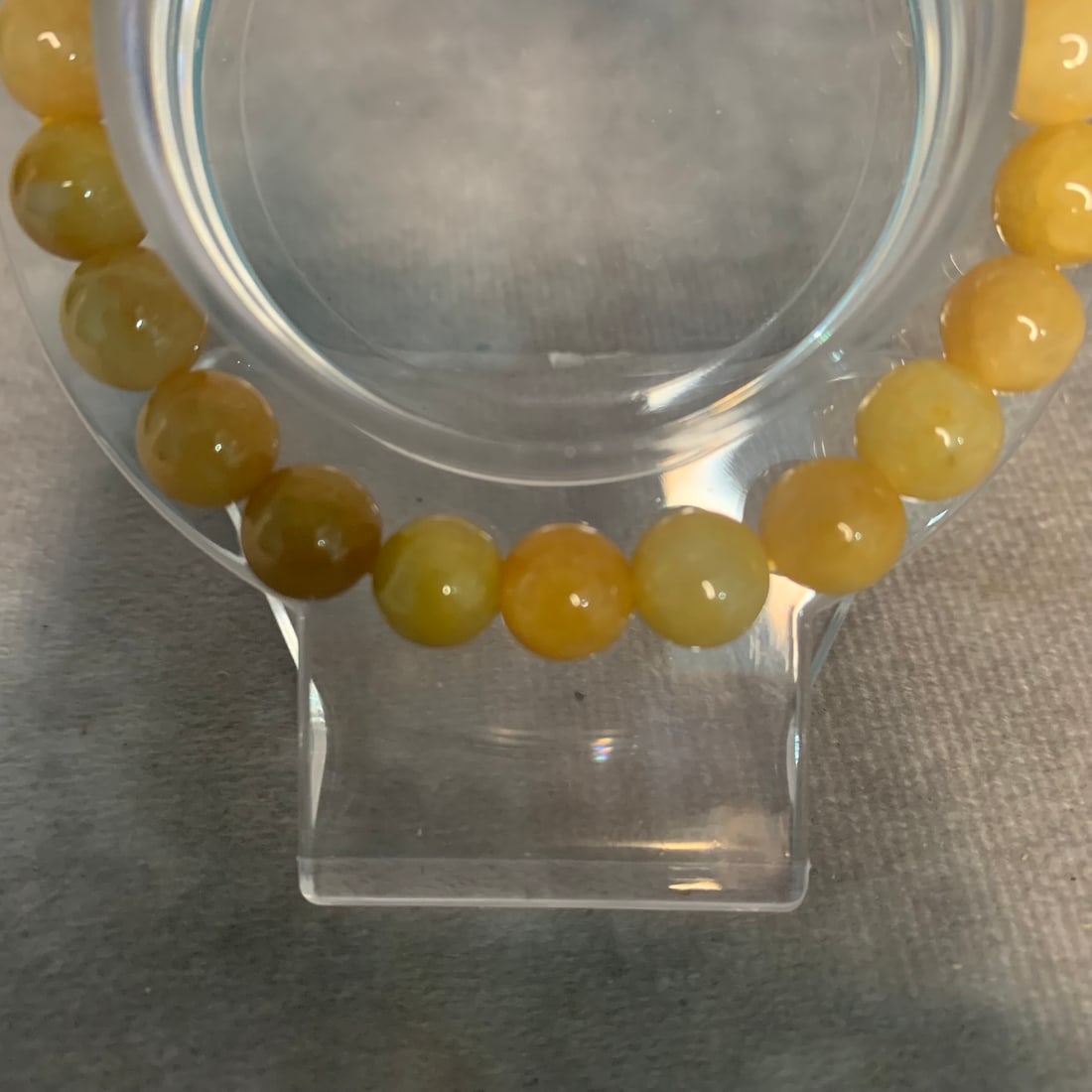 A FINE YELLOW JADE MADE BRACELEST - 2