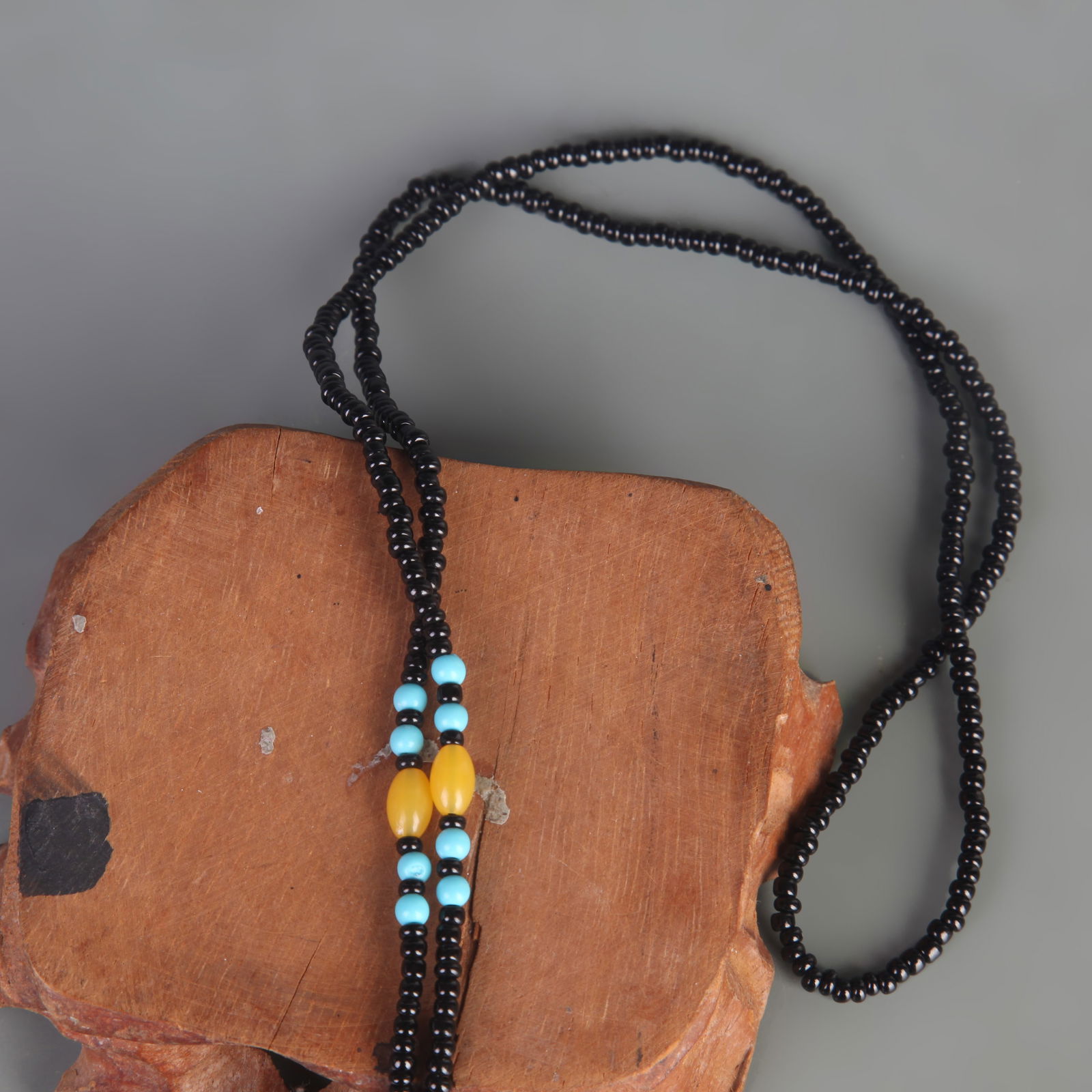 A FINE HETIAN JADE NECKLACE - 2