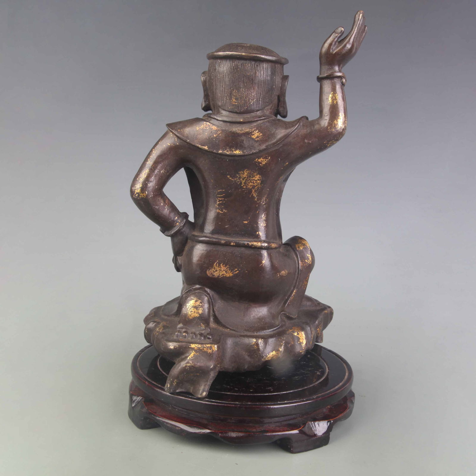 A FINELY MADE BUDDHA STATUE - 4