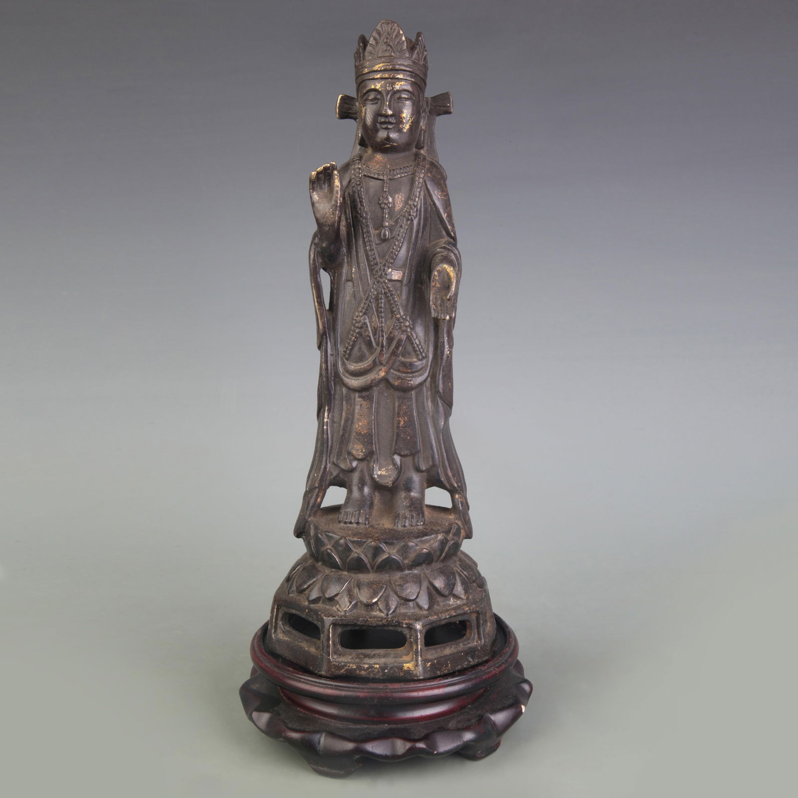 A FINE BRONZE BUDDHA STATUE: Qing Dynasty; High: 10.4 inch;