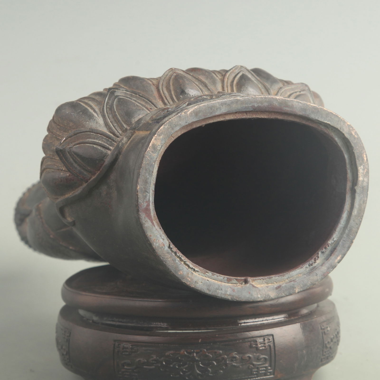 GILT BRONZE SHAKYAMUNI BUDDHA - 5