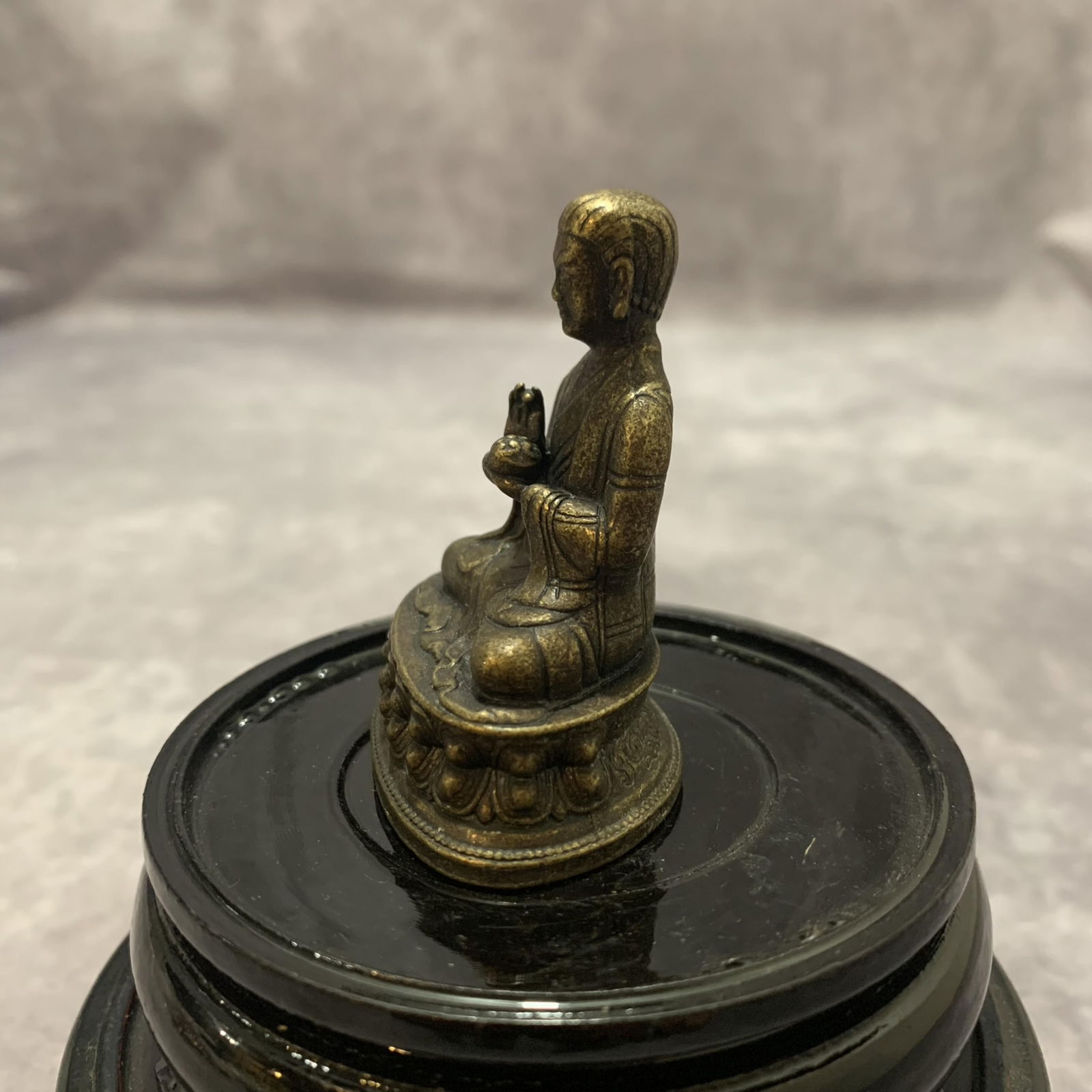 A FINE SMALL TIBETAN BUDDHIST STATUES - 2