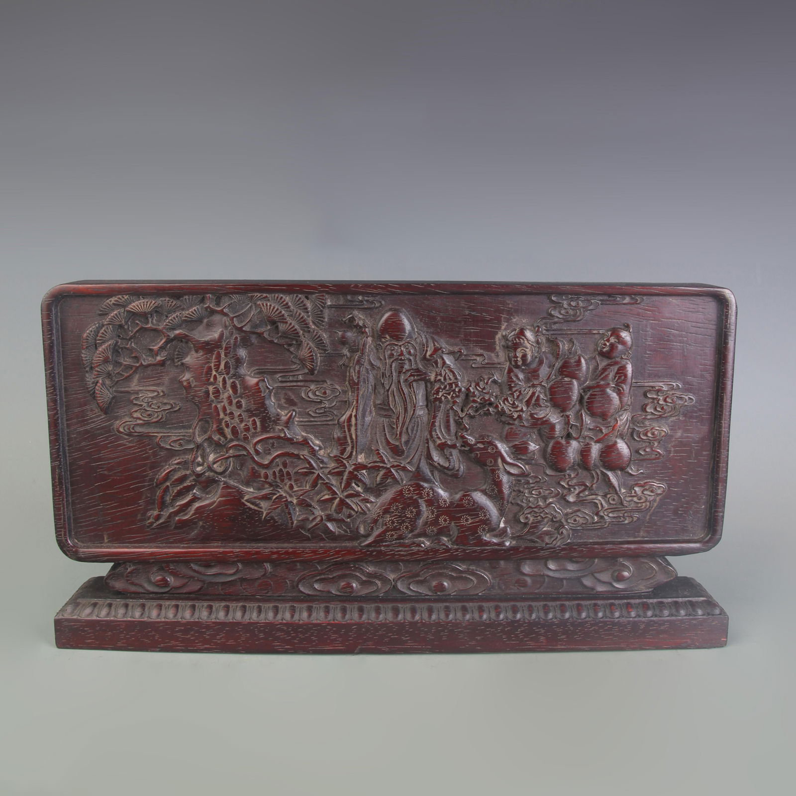 RED SANDALWOOD CARVED "FAMILY HARMONY BRINGS PROSPERITY" TABLE SCREEN: Qing Dynasty; Long: 4.0 inch; High: 7.5 inch;
