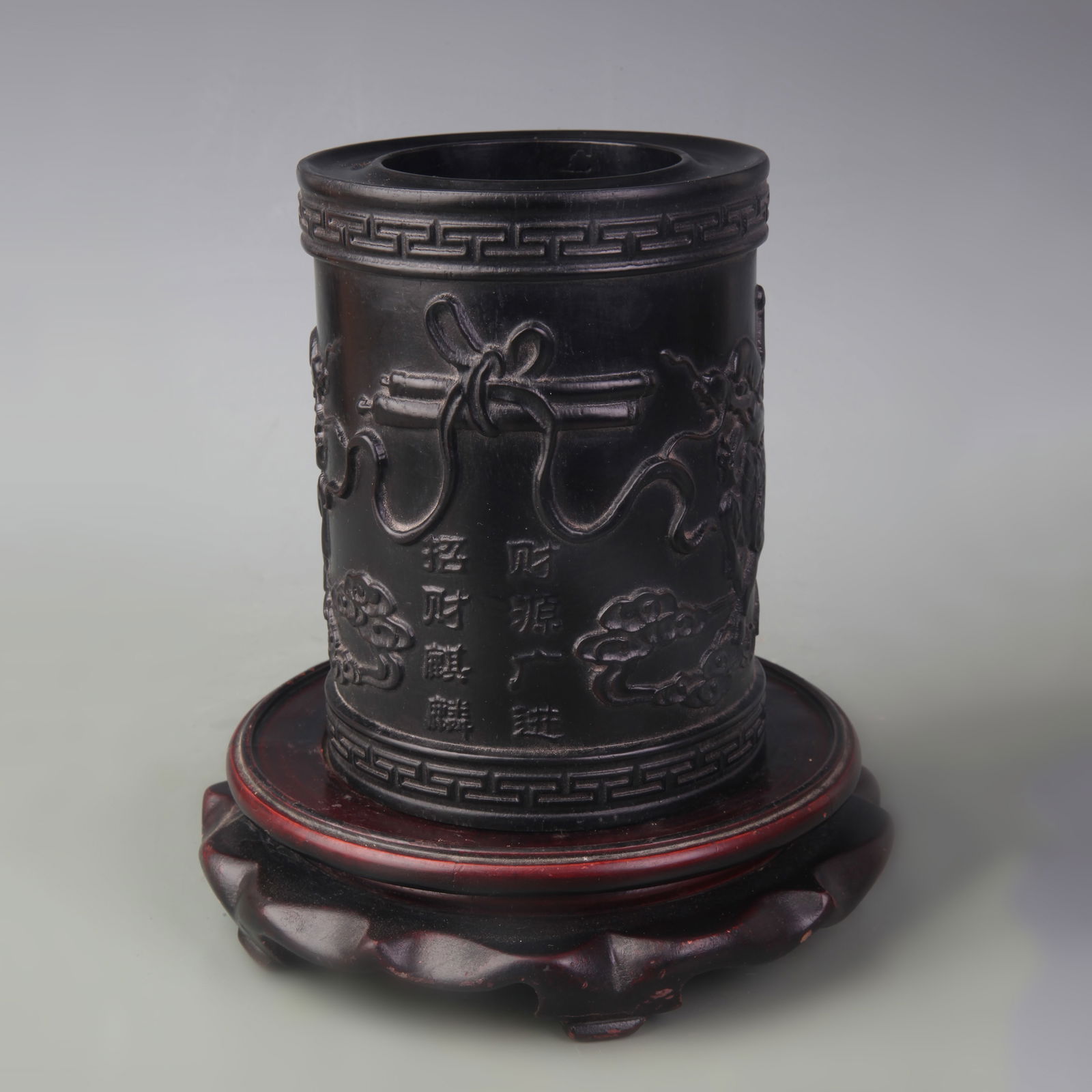 A FINE SANDALWOOD BRUSH POT CARVED WITH QI LIN MOTIF: Qing Dynasty; Diameter: 4.4 inch; High: 5.9 inch;