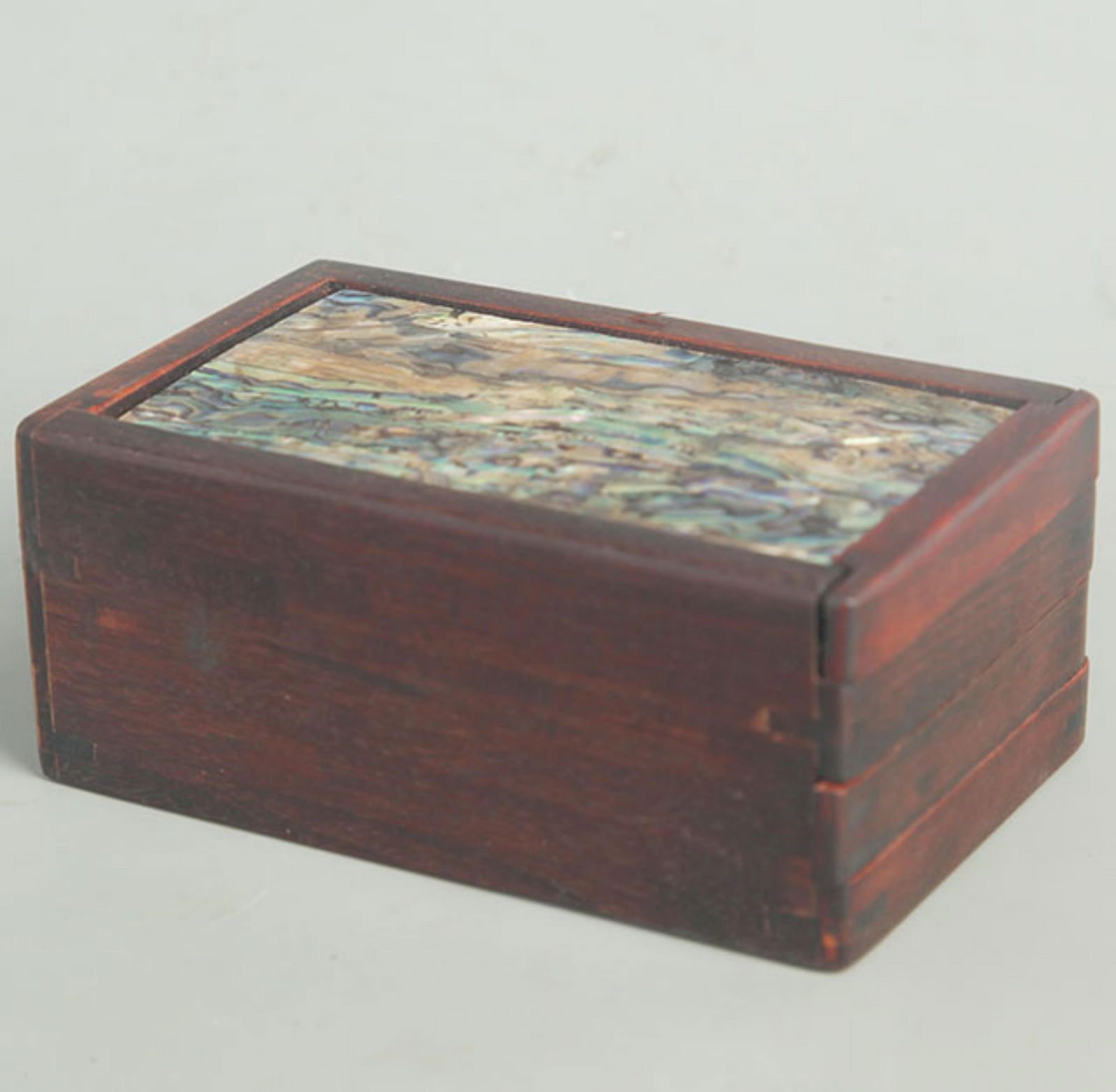 ROSEWOOD MADE BOX INLAID WITH SHELL (1 of 4)