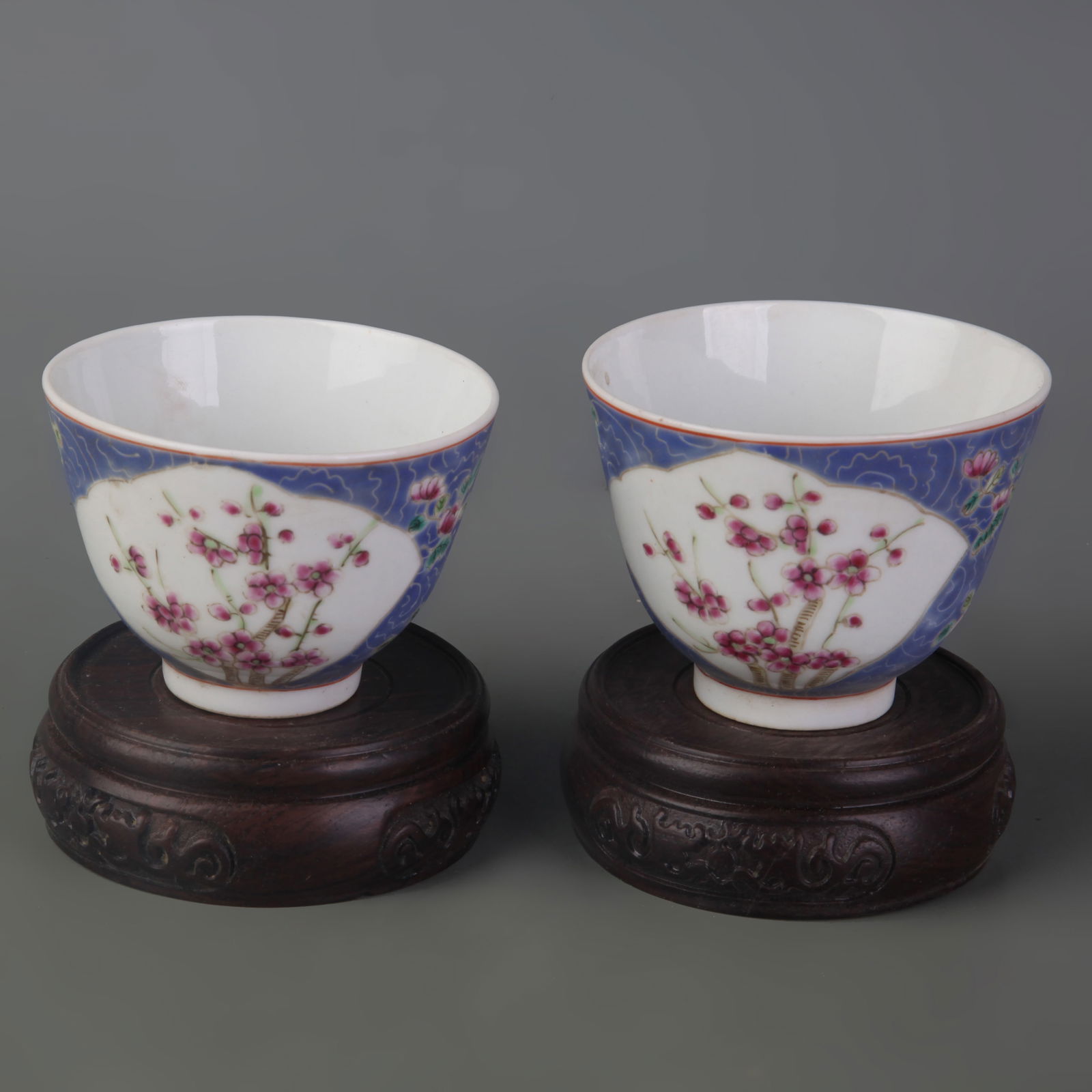 PAIR OF WUCAI COLORED FLORAL PATTERN PORCELAIN CUPS (1 of 6)