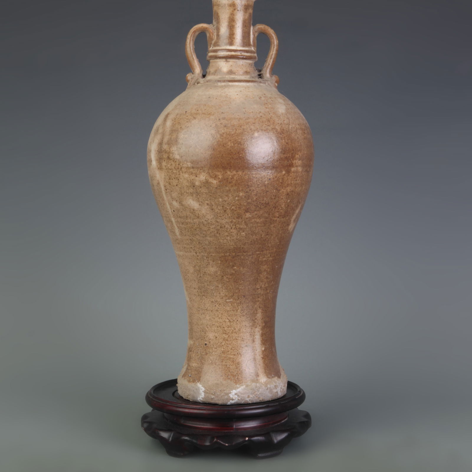 WHITE-GLAZED DOUBLE-LOOP MOUTH DISPLAY VASE - 3