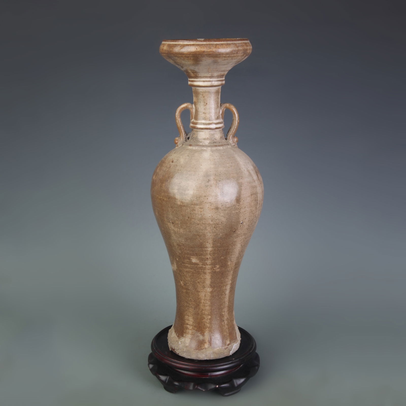 WHITE-GLAZED DOUBLE-LOOP MOUTH DISPLAY VASE - 4