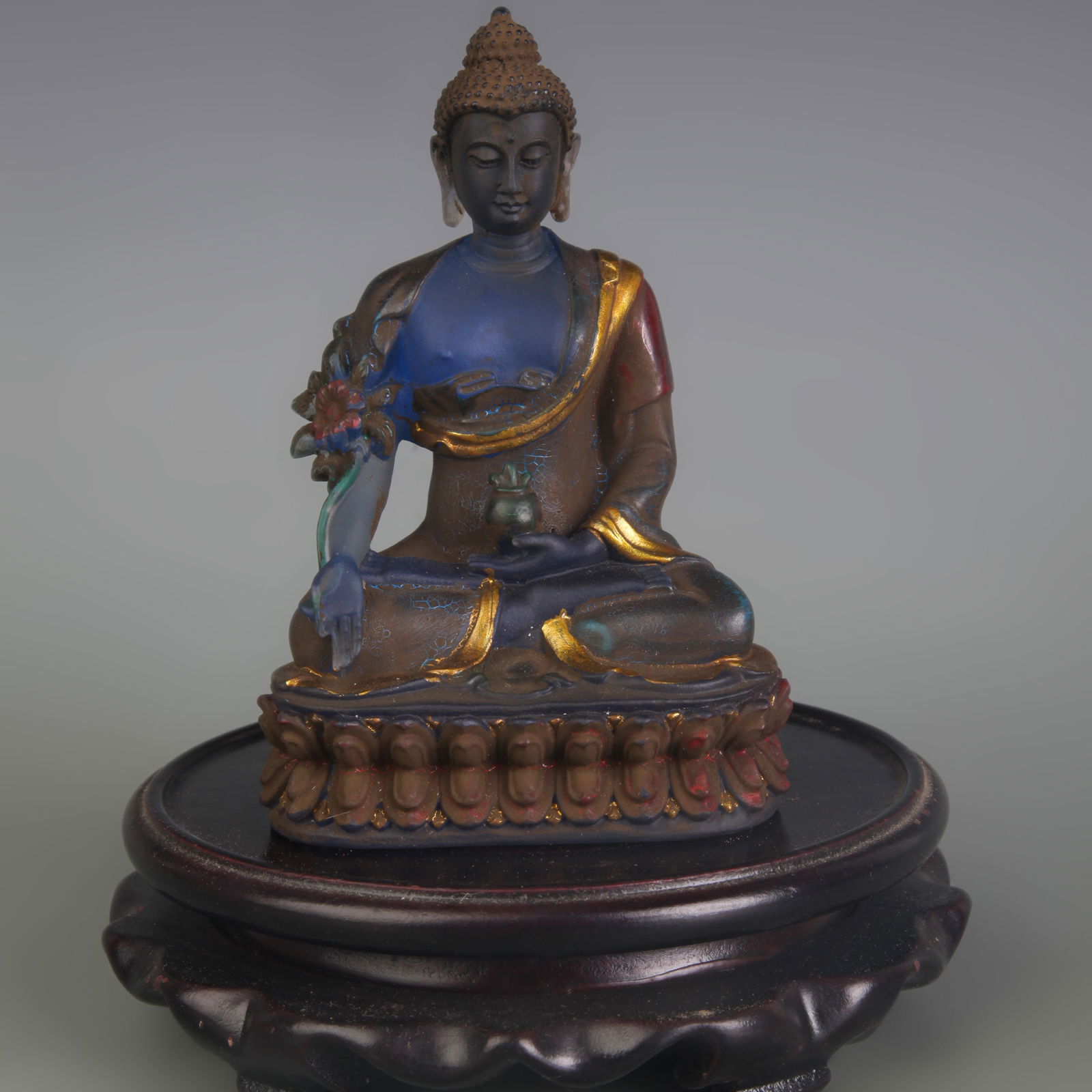 LIU LI GLASS MADE BLUE MEDICINE BUDDHA (BHAISAJYAGURU) FIGURE: Qing Dynasty Qian Long Period; Width: 3.0 inch; High: 4.5 inch