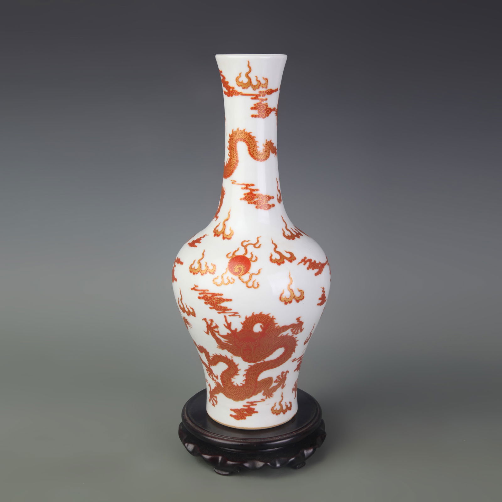 FAMILLE ROSE RED-GLAZED RATTLE STYLE PORCELAIN VASE WITH DRAGON MOTIF: Qing Dynasty Kang Xi Period; Diameter: 2.2 inch; High: 12.0 inch