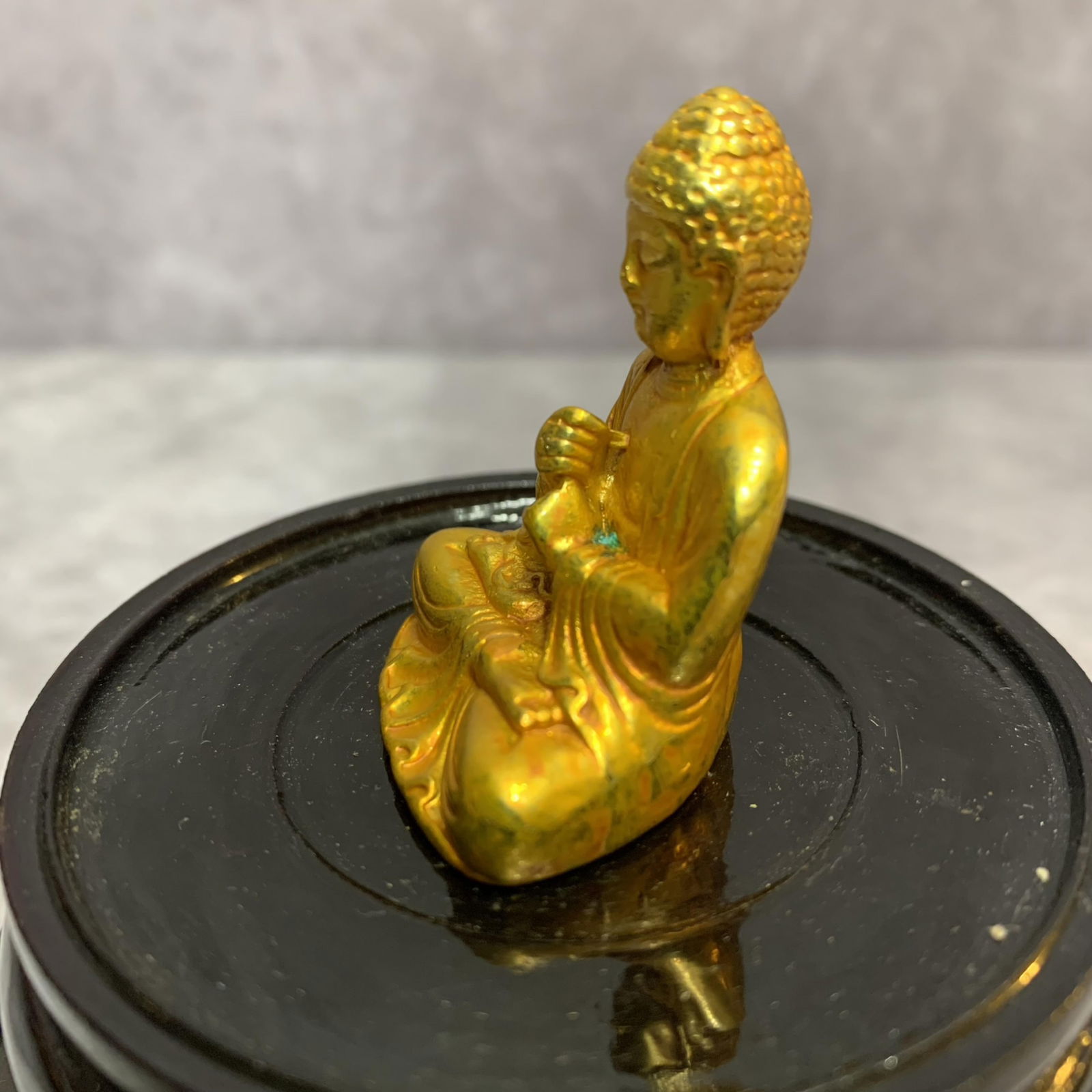 A FINE SMALL BRONZE BUDDHA STATUE - 2
