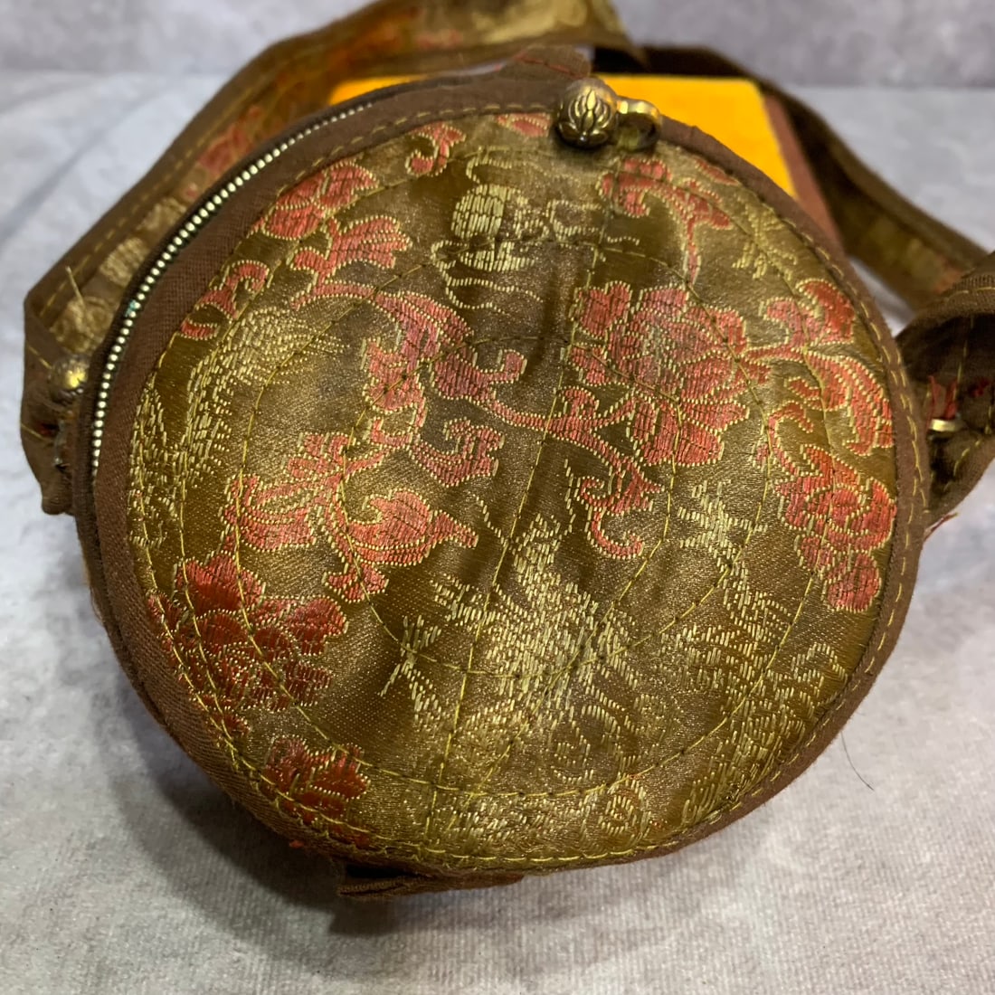 A FINE TIBETAN BUDDHIST GAU BOX - 3