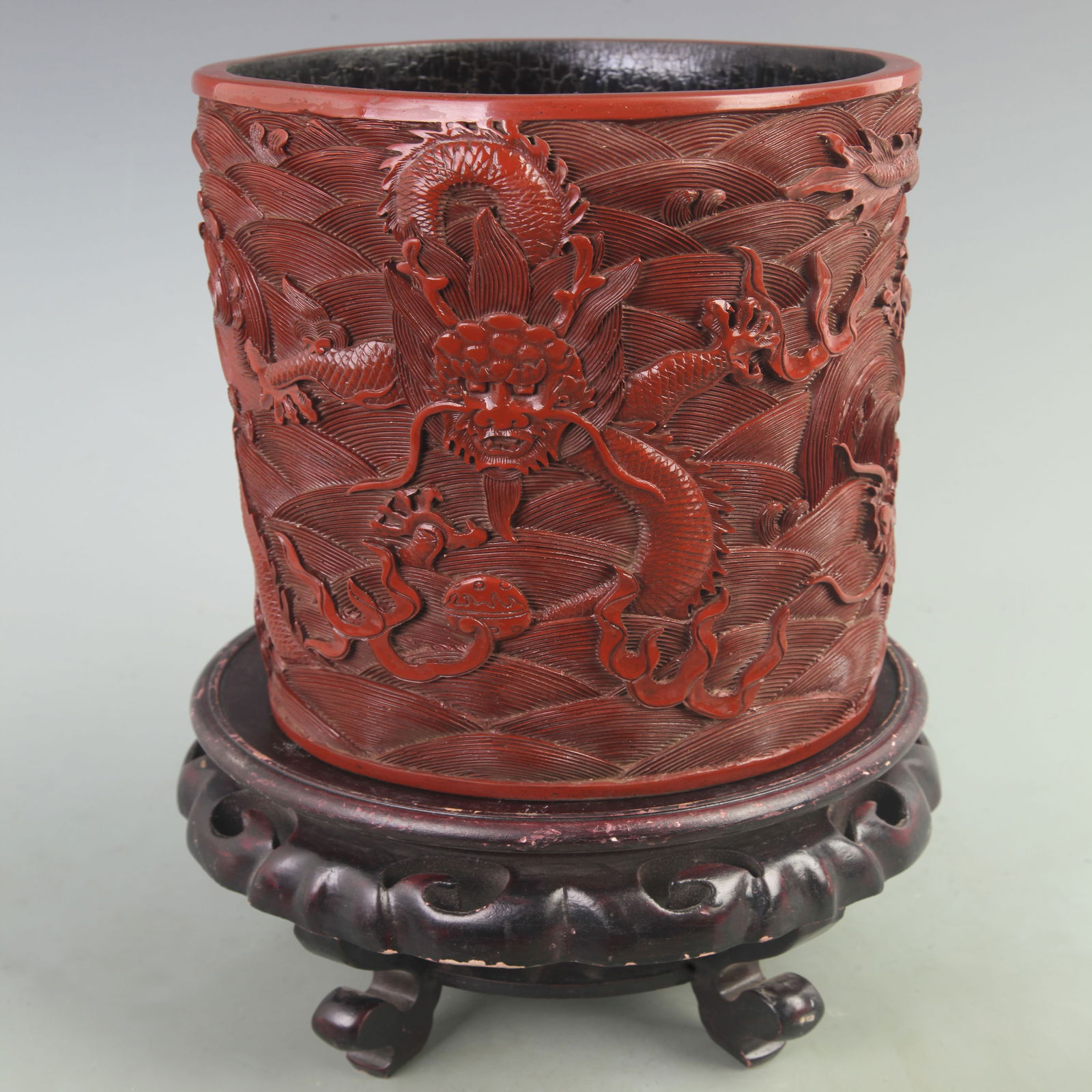 CARVED RED LACQUER ROUND PEN HOLDER WITH DRAGON MOTIF: Ming Dynasty Style, High: 9 inch; Diameter: 7.2 inch;
