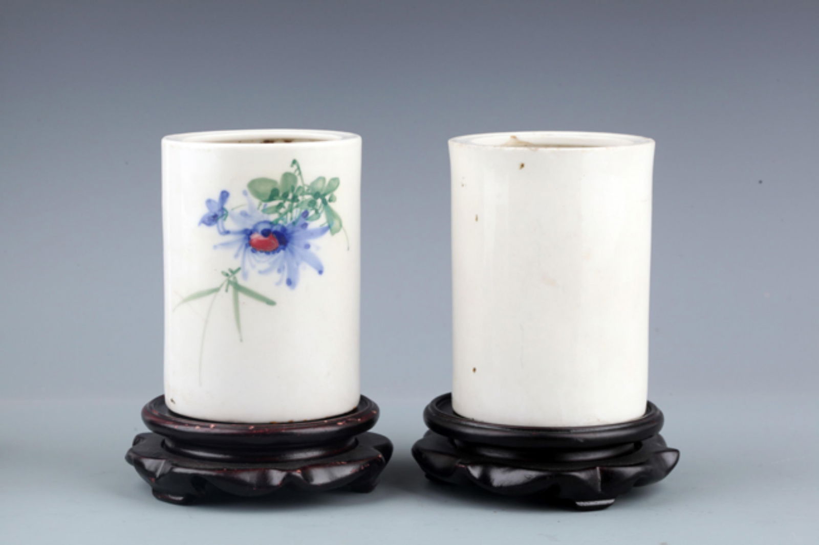 PAIR OF WHITE COLOR PORCELAIN BRUSH JAR: Republic Period, High: 4.3 inch;