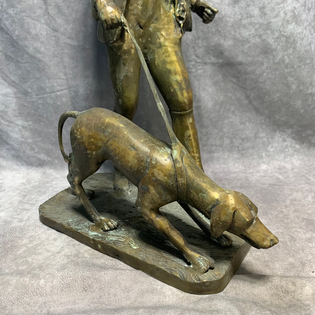 CONTEMPORARY BRONZE DOG WALKER STATUE - 4