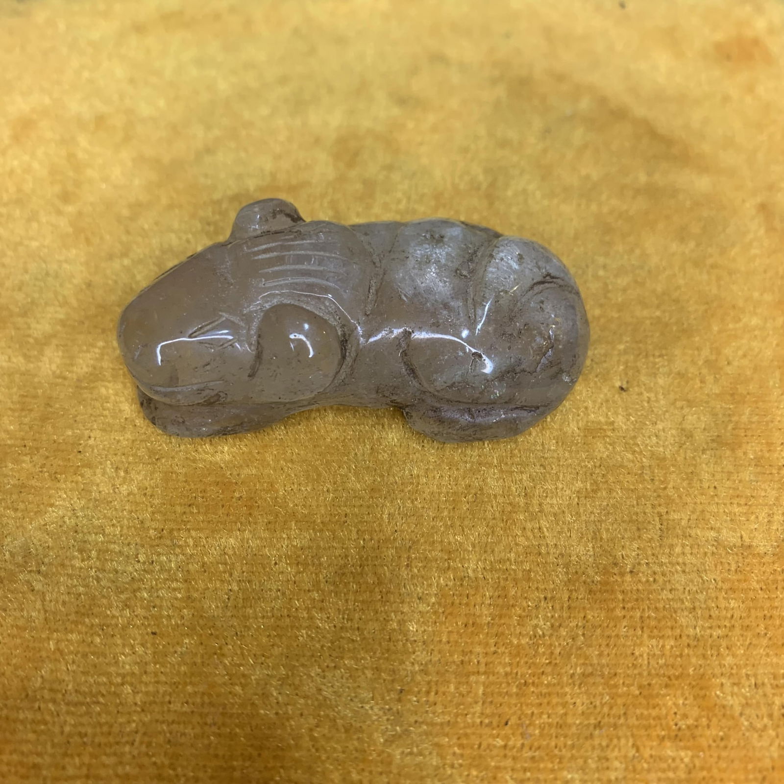 A FINE CRYSTAL RUI SHOU FIGURE (1 of 5)