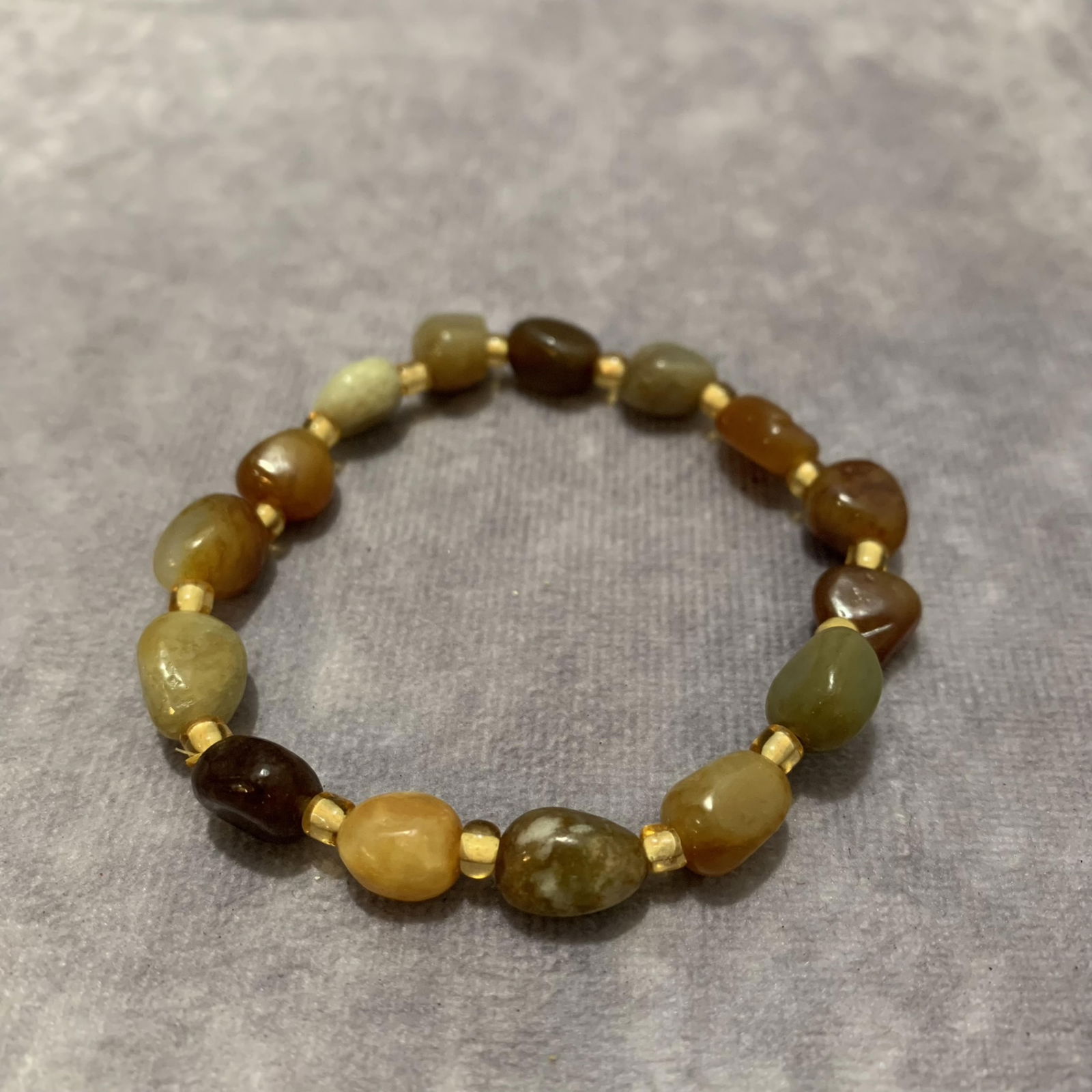 A FINE SEMI PRECIOUS GEMSTONE BRACELETS: Modern; Diameter: 2.6 inch