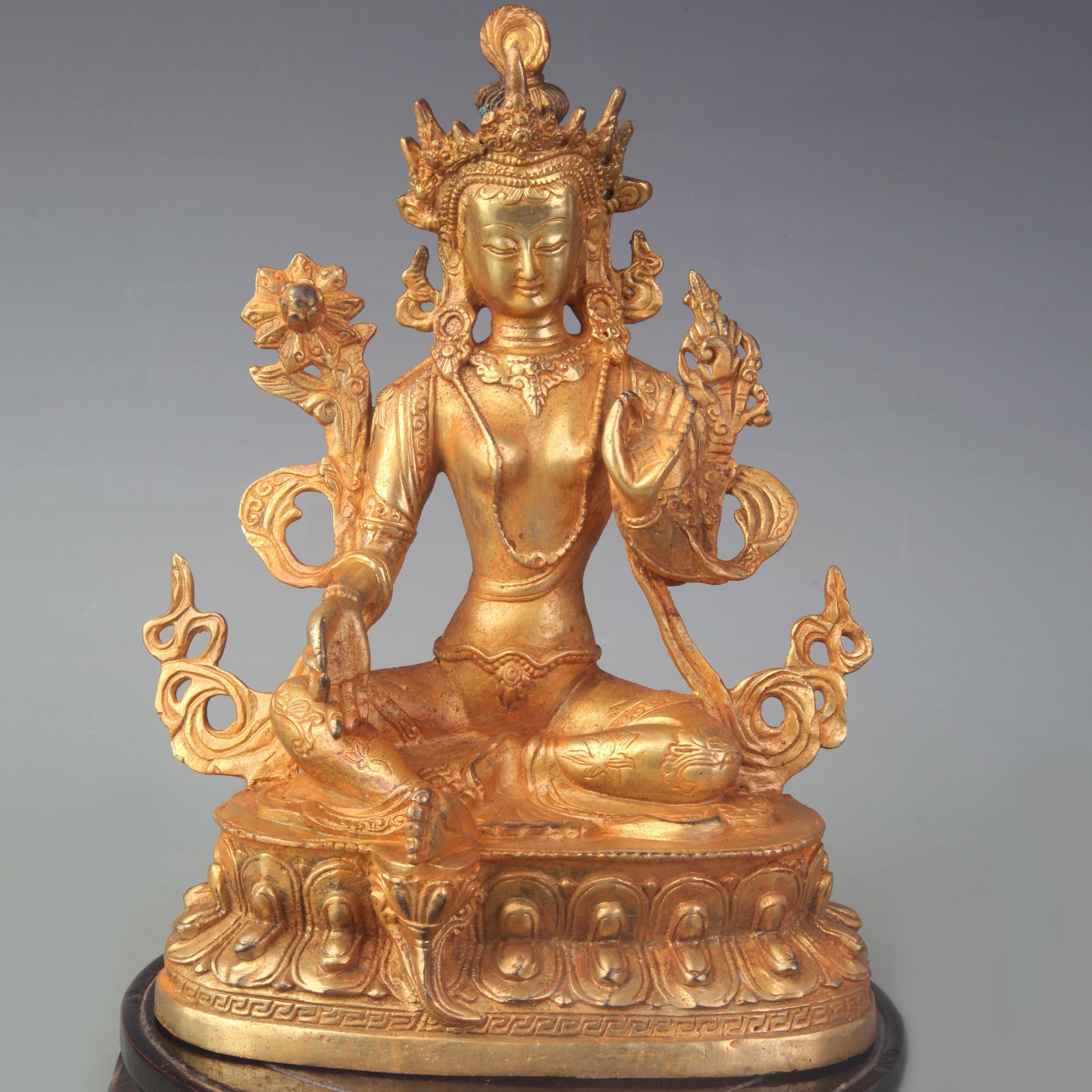 TIBETAN BUDDHIST GREEN TARA STATUE: Qing Dynasty; High:8.5 inch