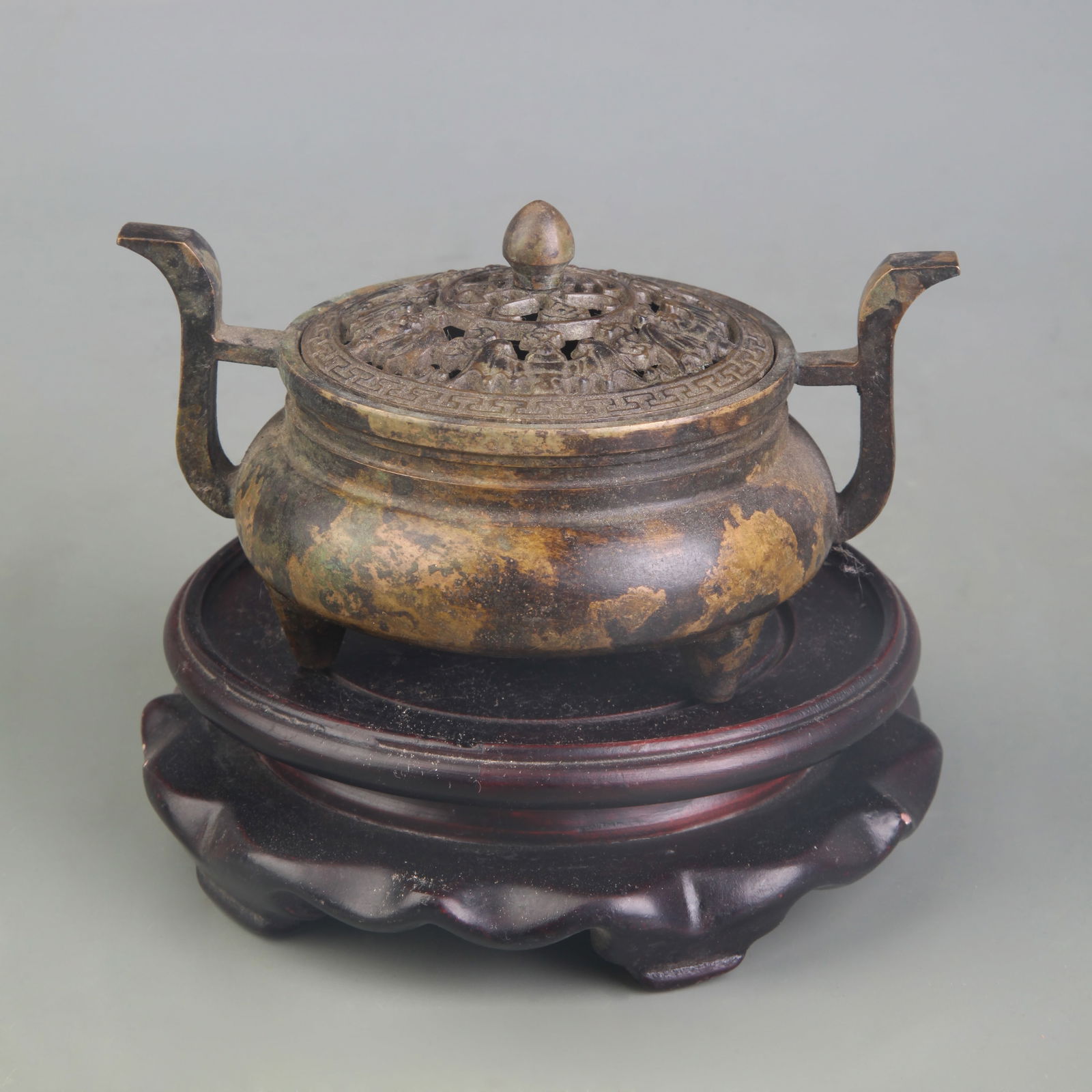 BRONZE DOUBLE-EARED TRIPOD CENSER: Ming Dynasty Style Xuan De Period; Width: 5.1 inch; High: 2.5 inch