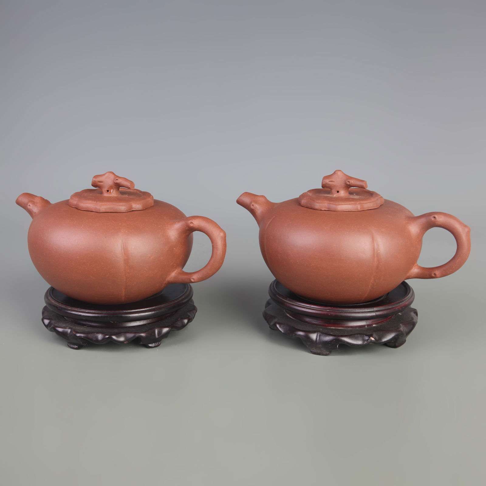 PERSIMMON FRUIT STYLE YIXING TEAPOT: Modern, Width: 8.0 inch; High: 4.0 inch;