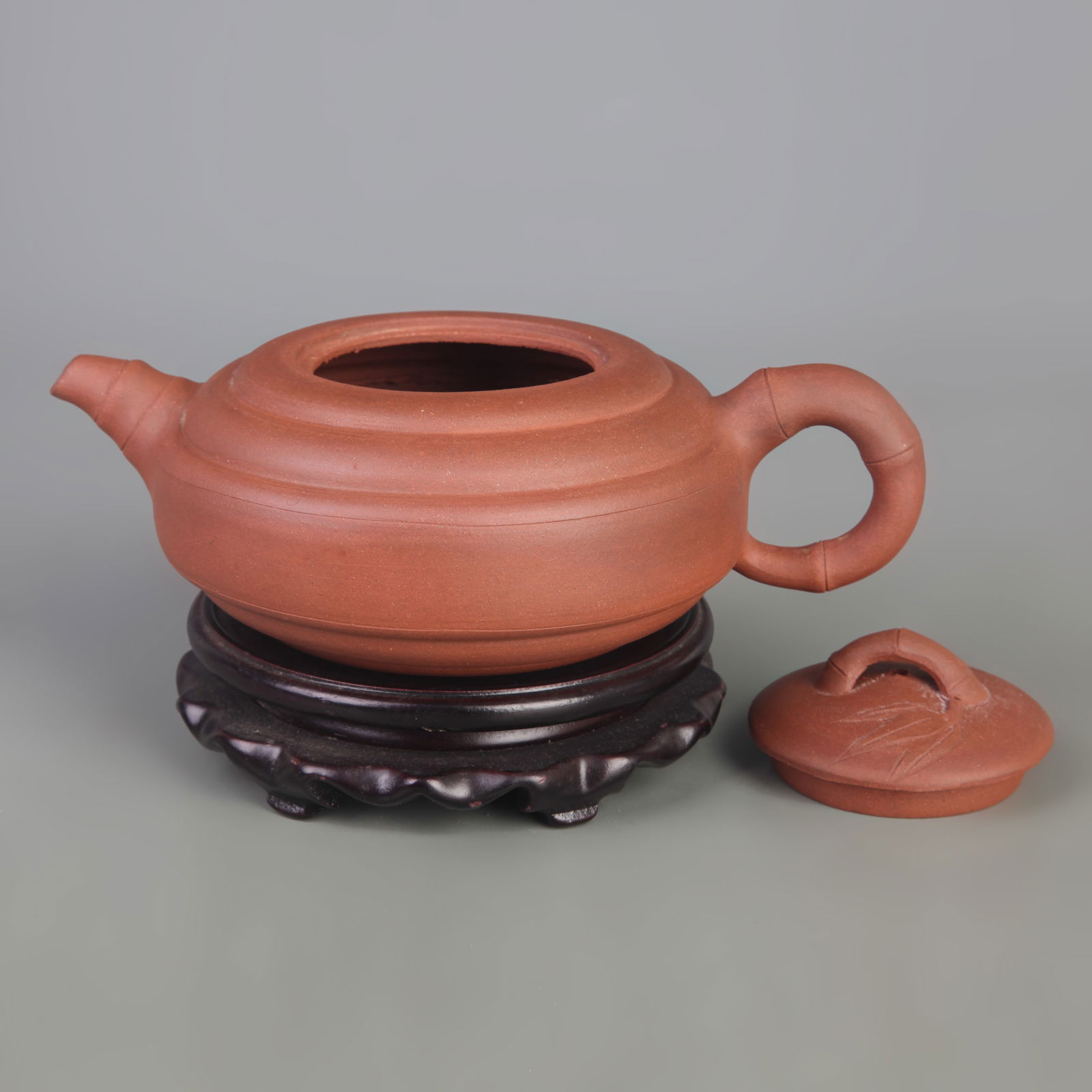 SHORT DRUM-SHAPED YIXING TEAPOT - 4
