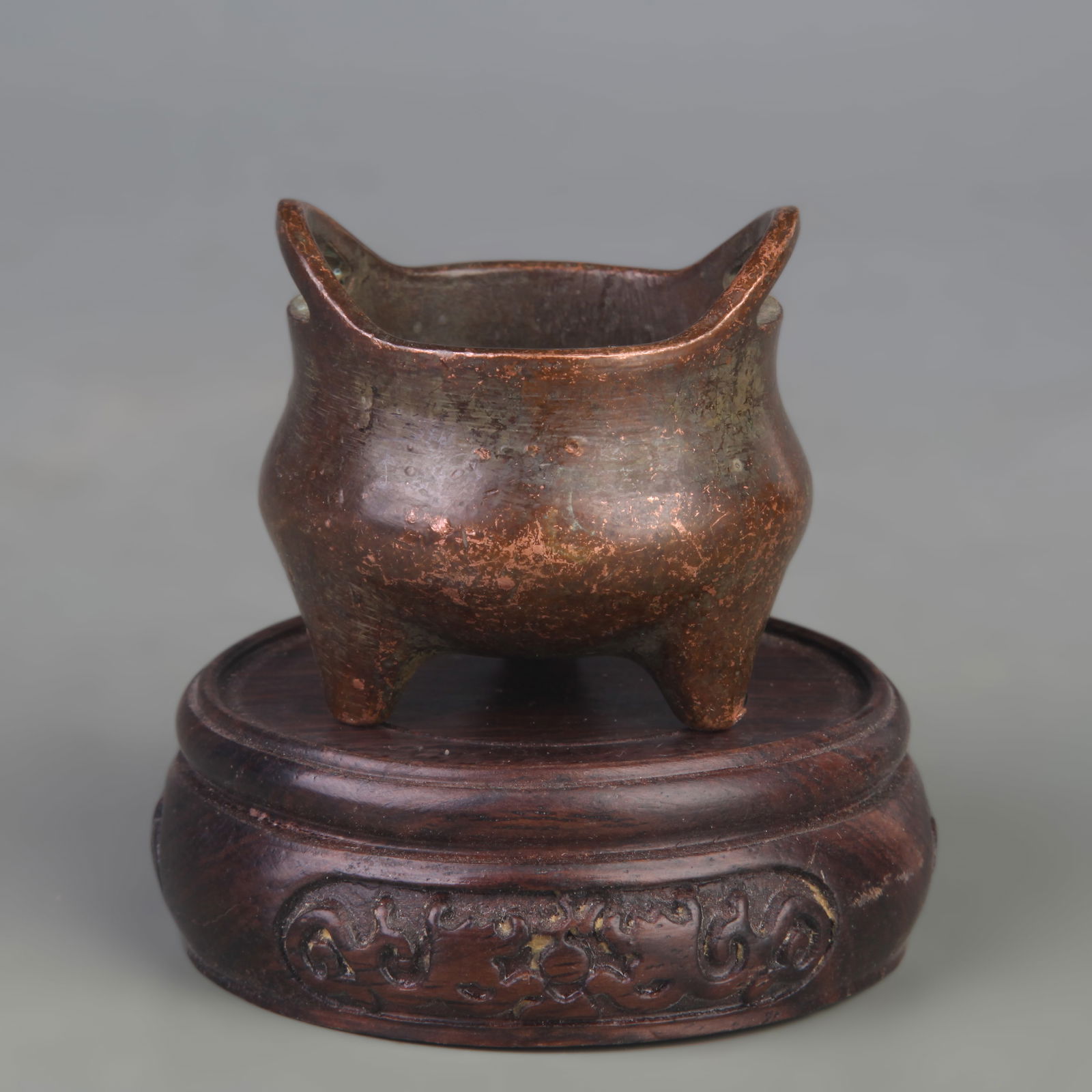 THREE-FOOTED BRIDGE-EAR SMALL CENSER: Ming Dynasty Xuan De Period; Width: 2.0 inch; High: 1.9 inch