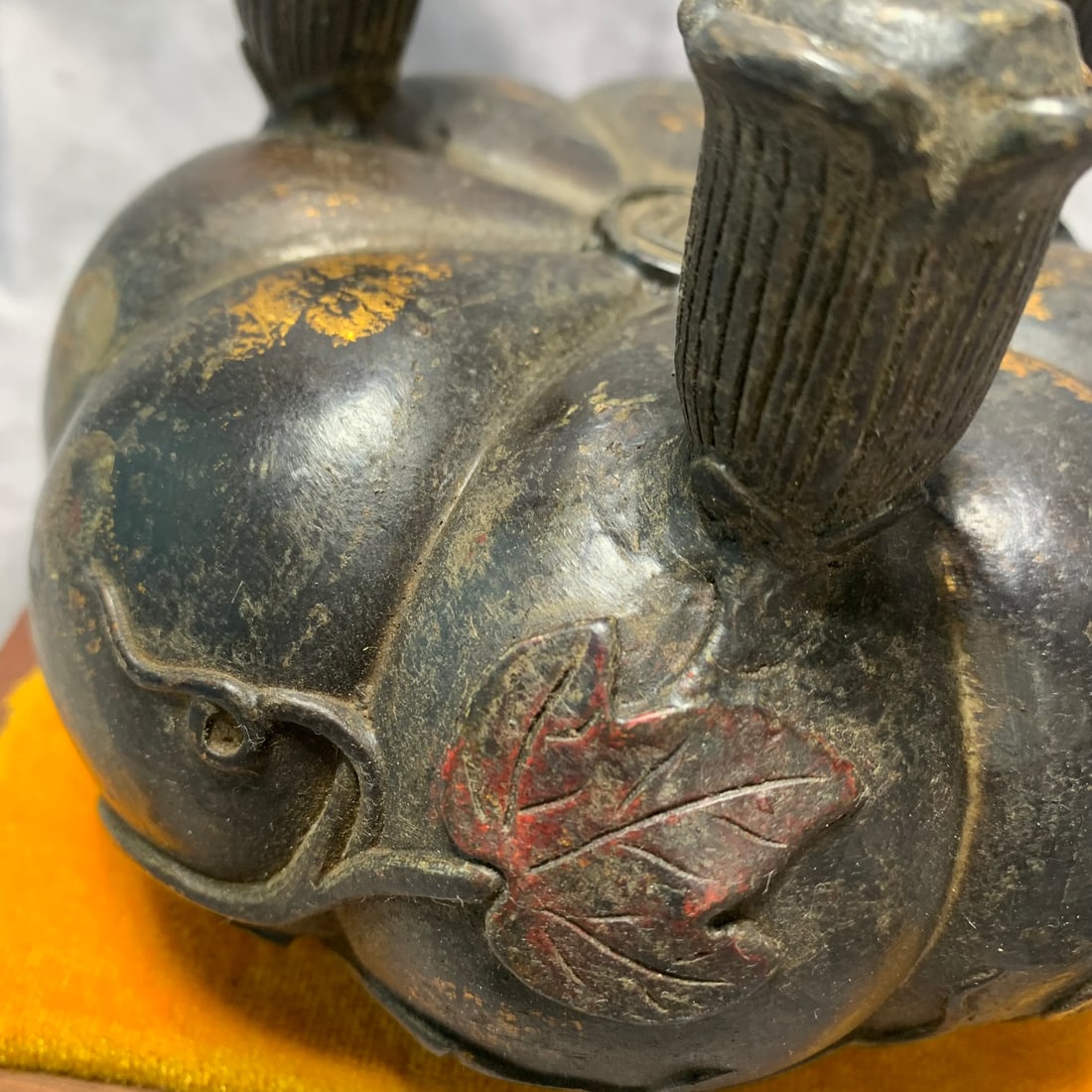 XUAN' MARK FRUIT-PATTERN BRONZE INCENSE BURNER - 4